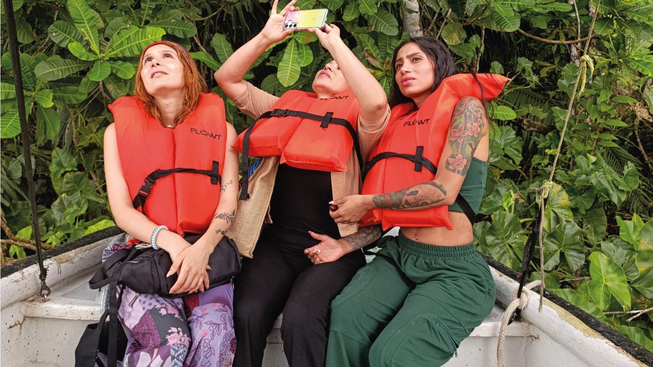 Panama Canal Wildlife Safari: Monkeys, Sloths & Rainforest