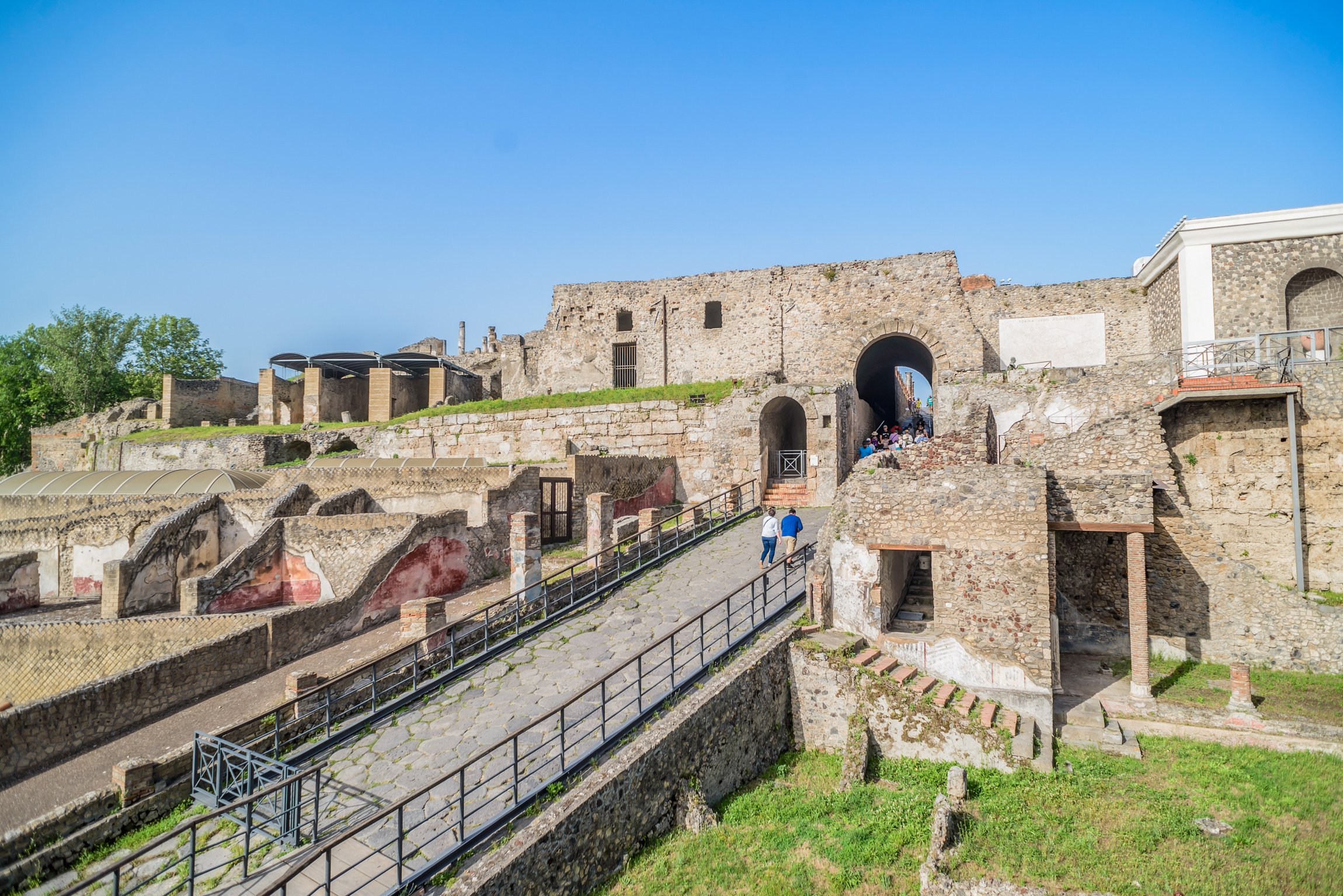Pompeii Small-Group Tour with an Archaeologist