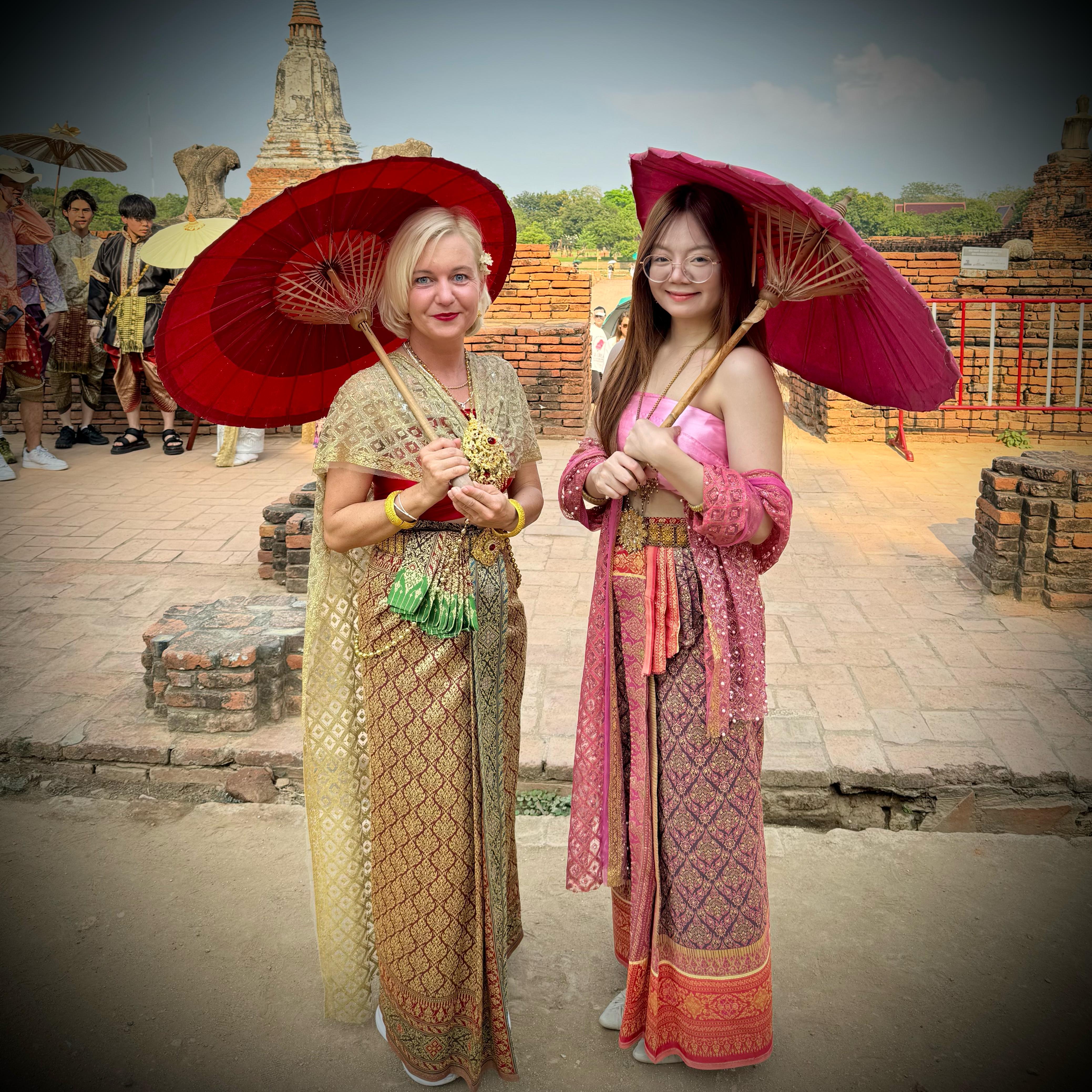 Bangkok to Ayutthaya Day Trip with Boat Ride & Temple Tickets