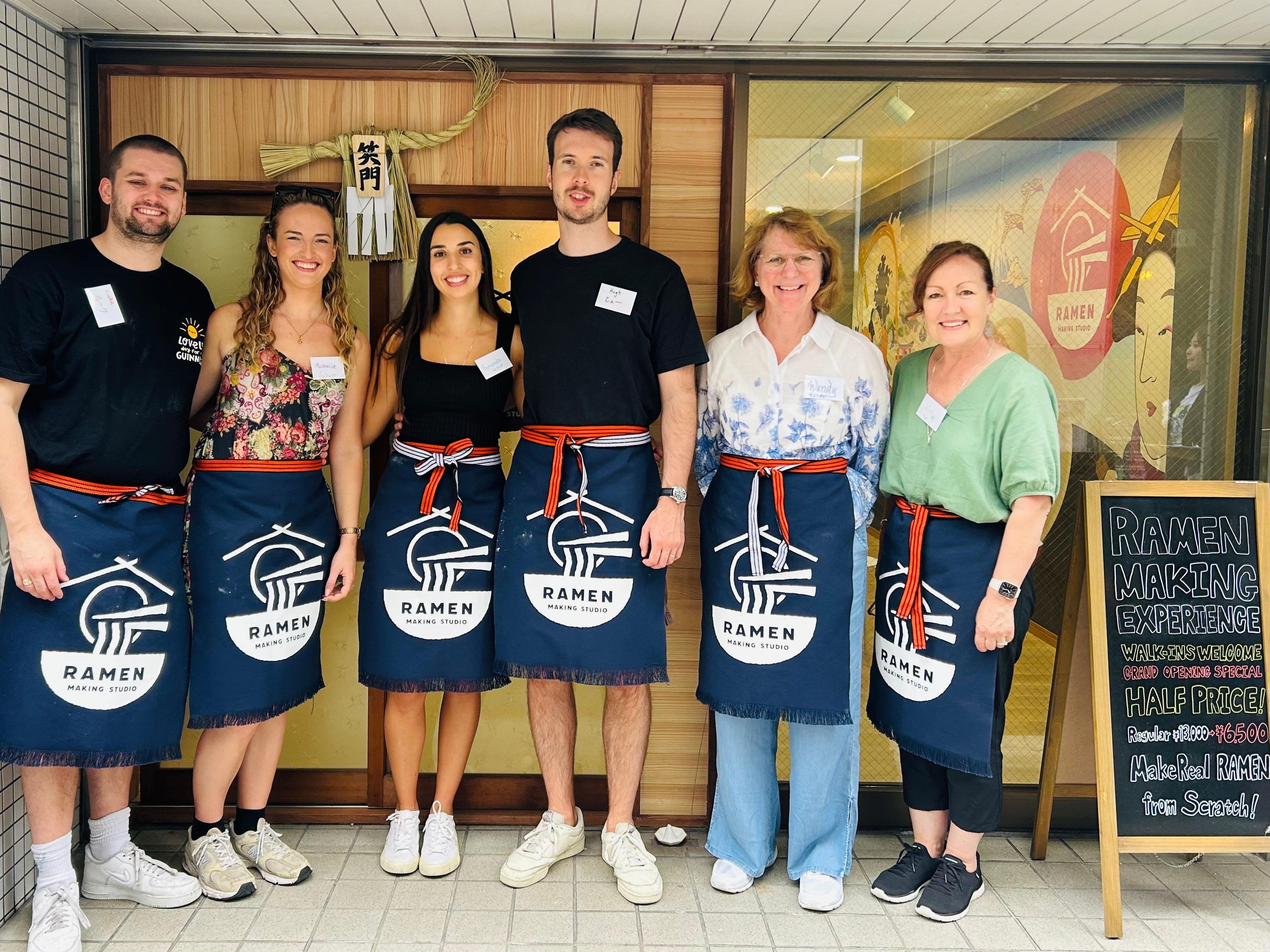 Osaka Castle Area Ramen-Making Experience with Souvenir