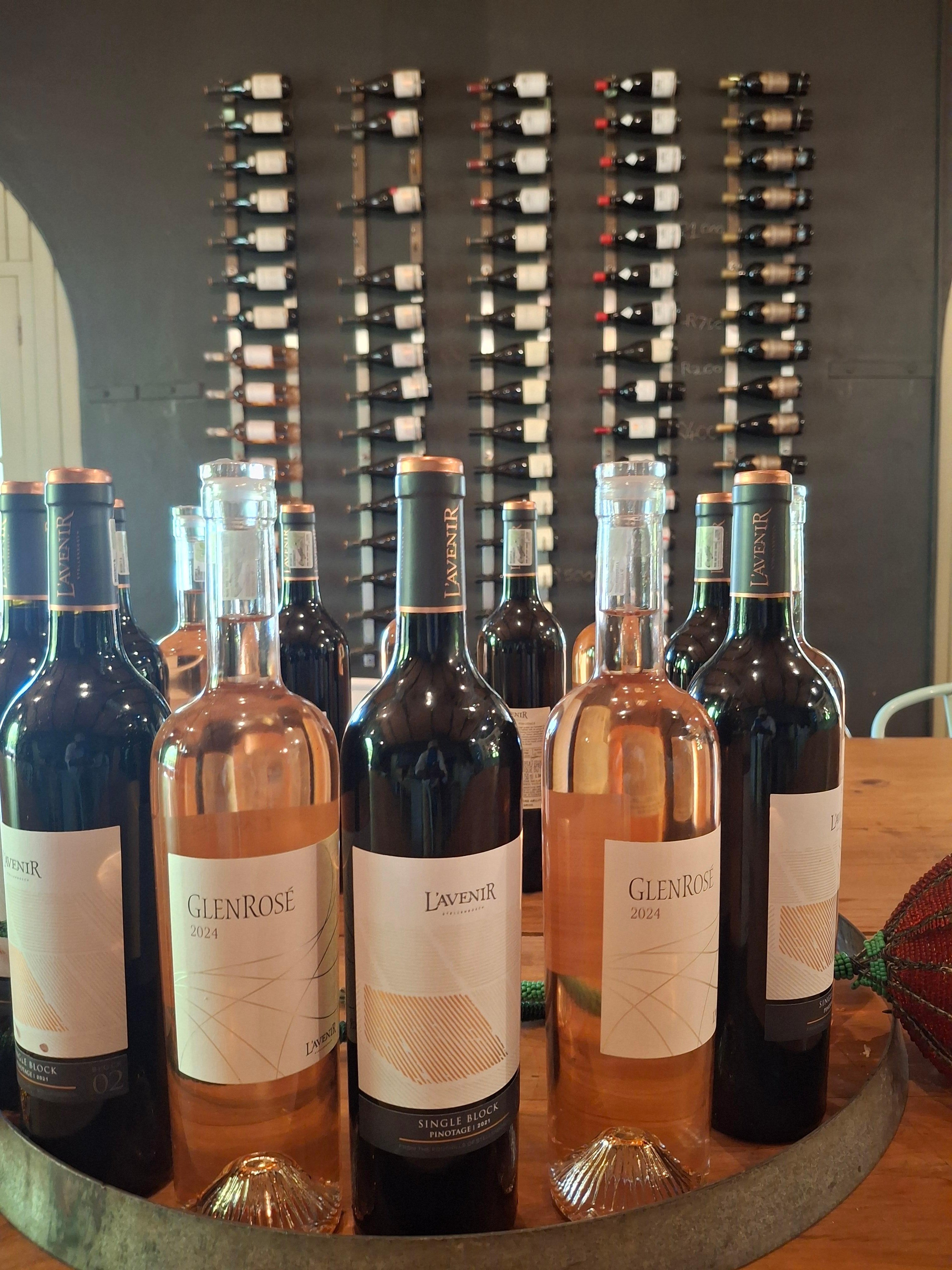 Private Cape Winelands Day Tour with Lunch