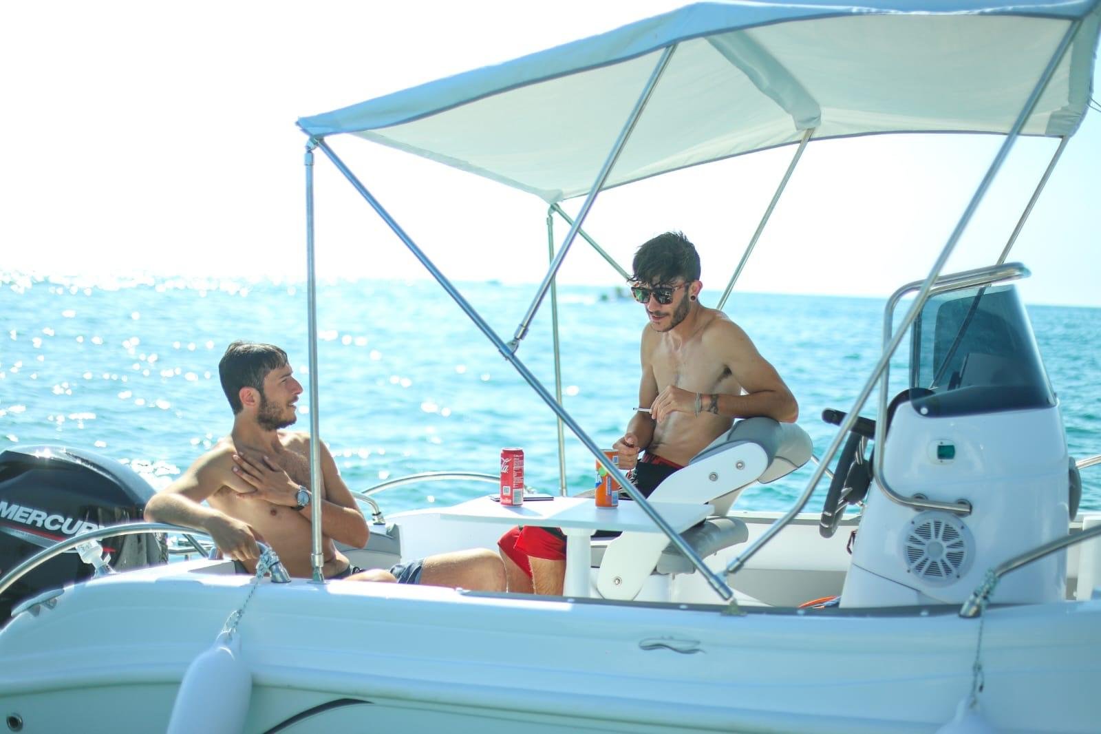 Vieste Private Boat Rental – No License Needed