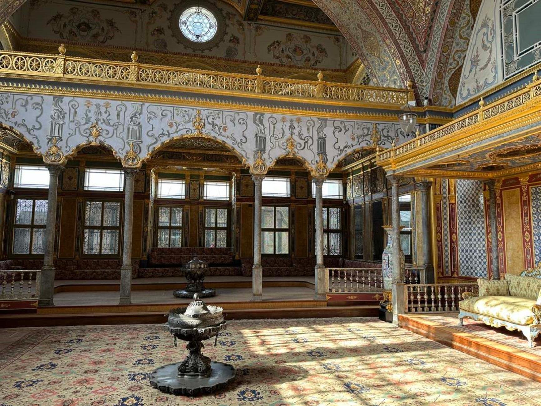 Topkapi Palace Skip-the-Line Small Group Tour