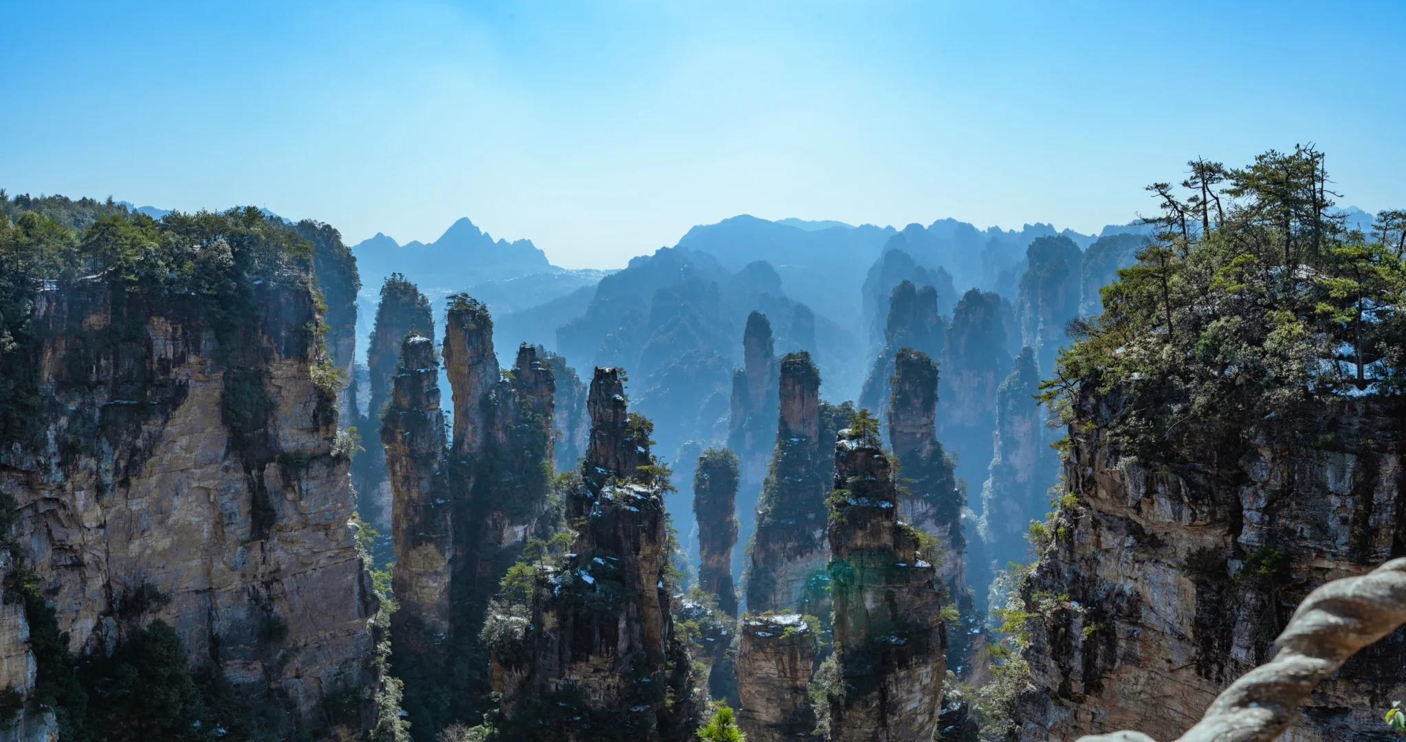 Zhangjiajie 3-Day Private Tour: Avatar Peaks, Glass Bridge & Tianmen Mountain