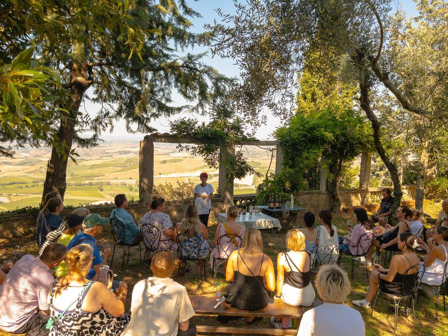 wine tour in Montalcino — photo 7