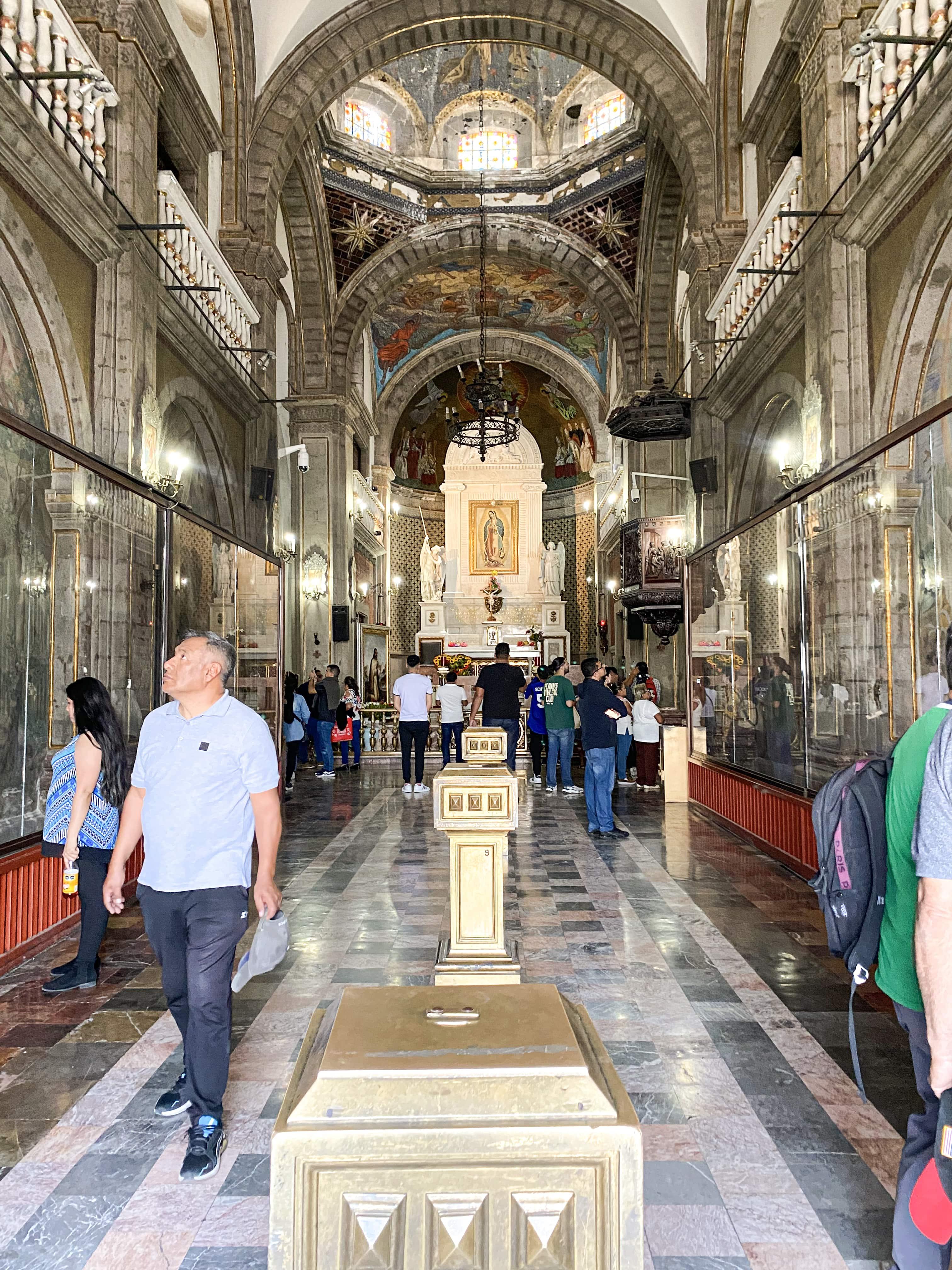 Mexico City: Teotihuacan, Tlatelolco & Guadalupe Shrine Expedition