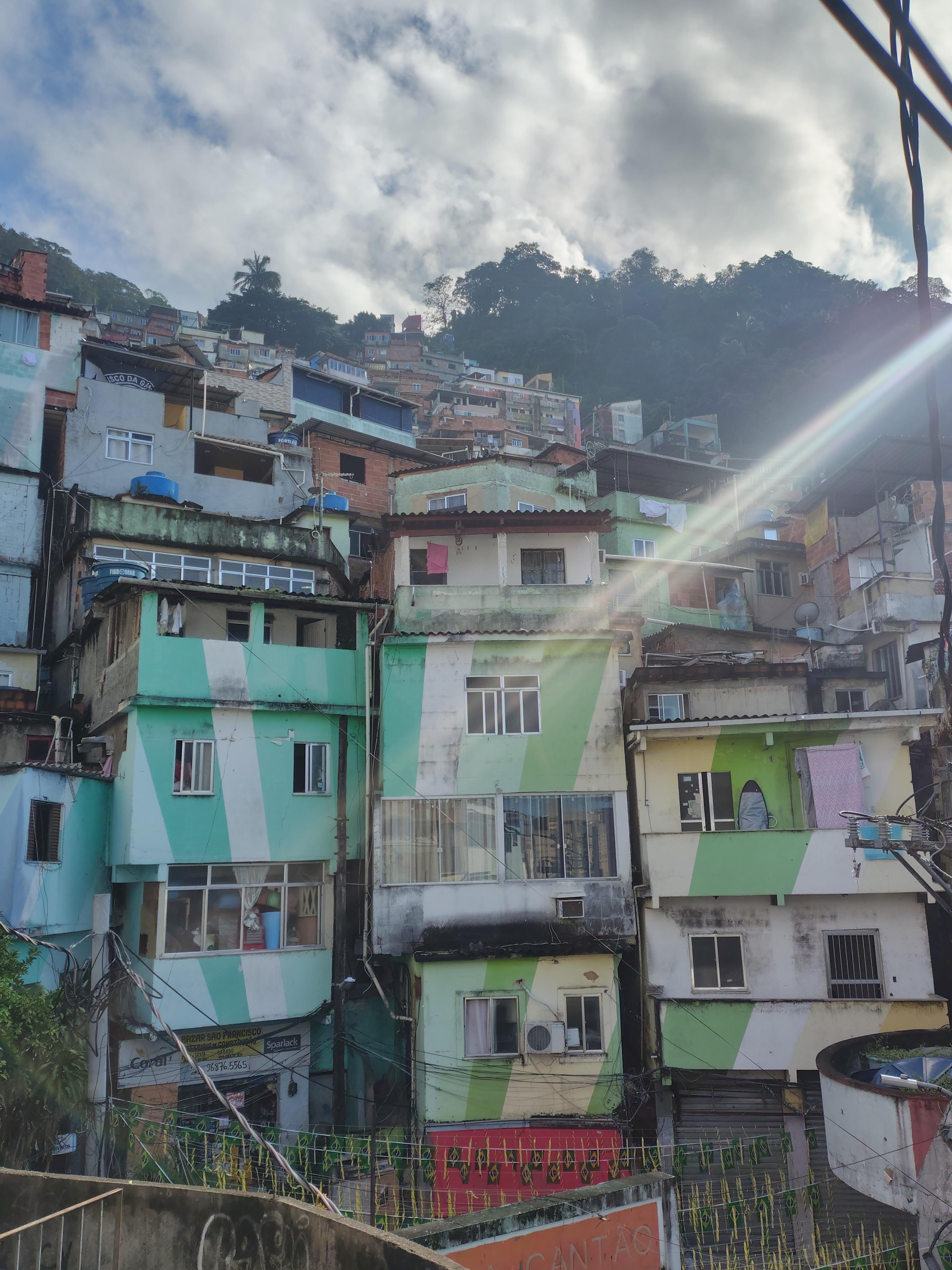 Rio de Janeiro: Santa Marta Favela Guided Walking Tour