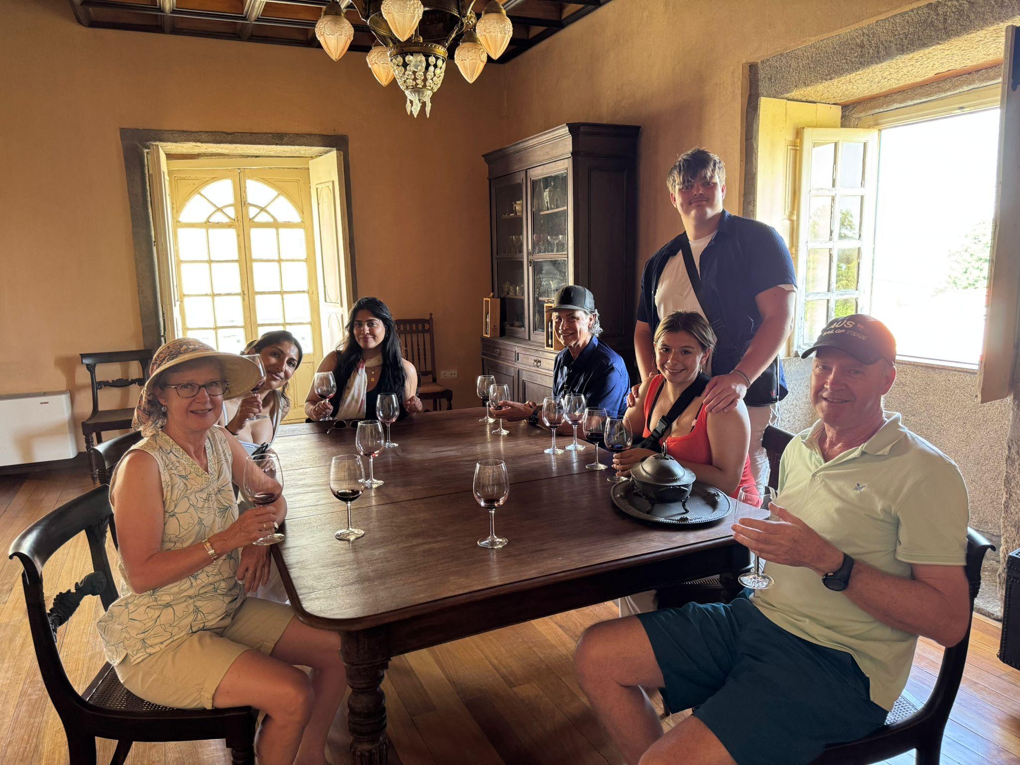 Douro Valley Premium Wine Tour with Cruise & Lunch from Porto