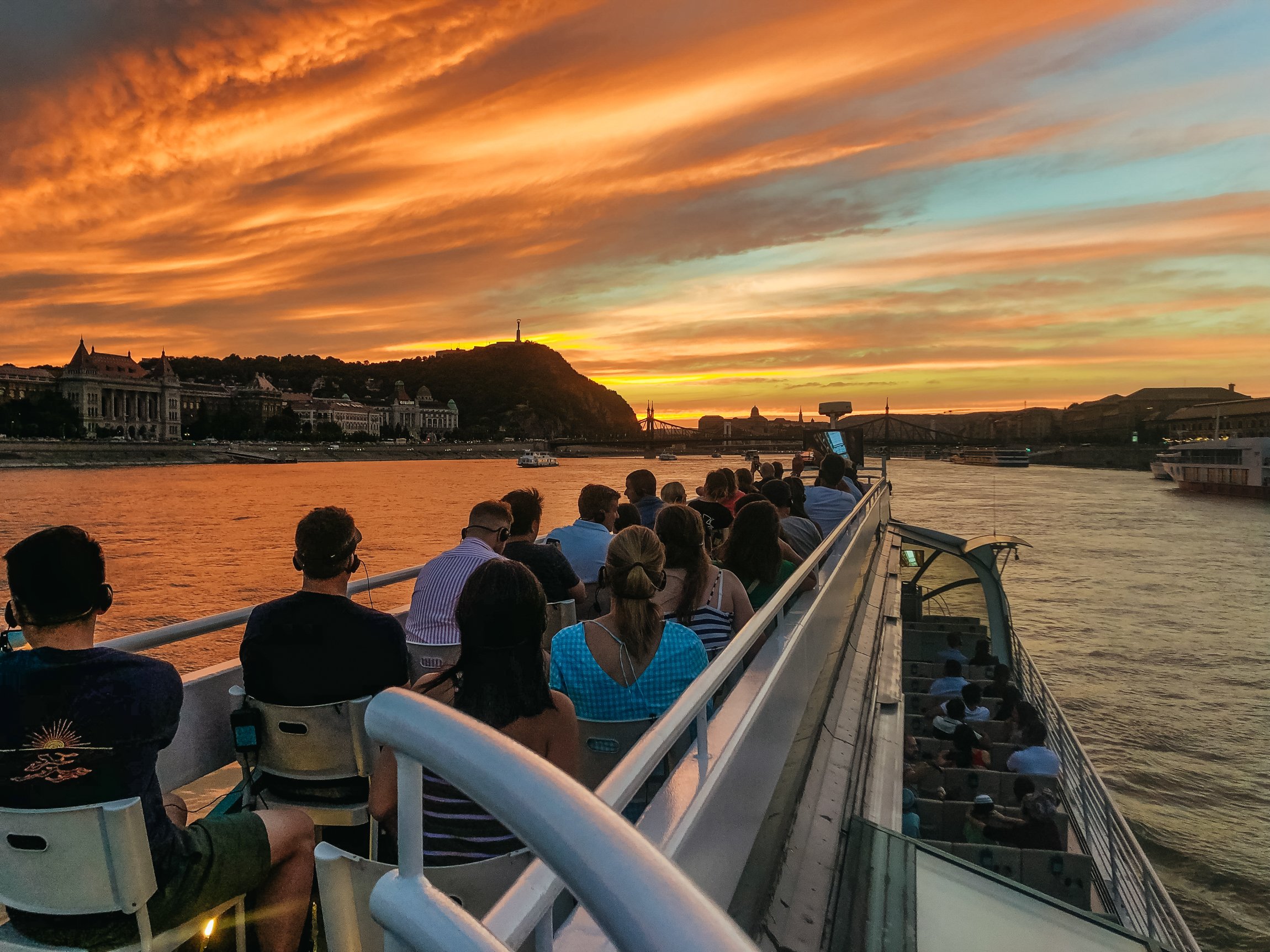 Budapest Night Cruise on the Danube — image 6