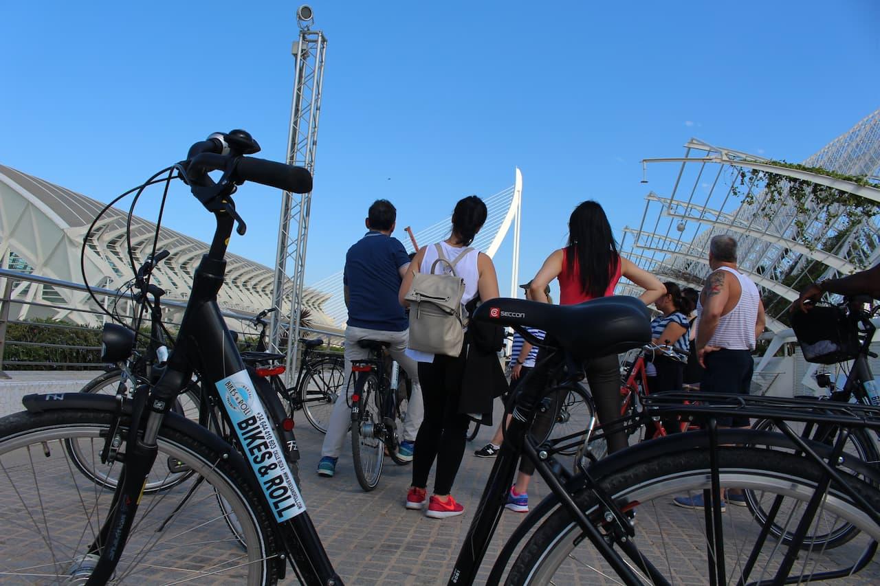 Valencia Beach & City of Arts and Sciences Bike Rental