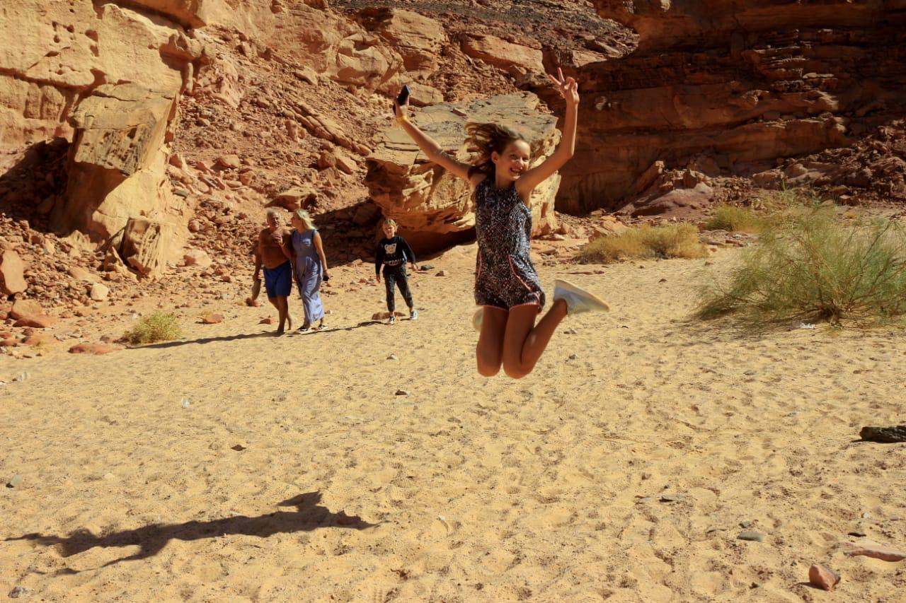 Sinai Desert & Dahab Full-Day Adventure from Sharm El Sheikh