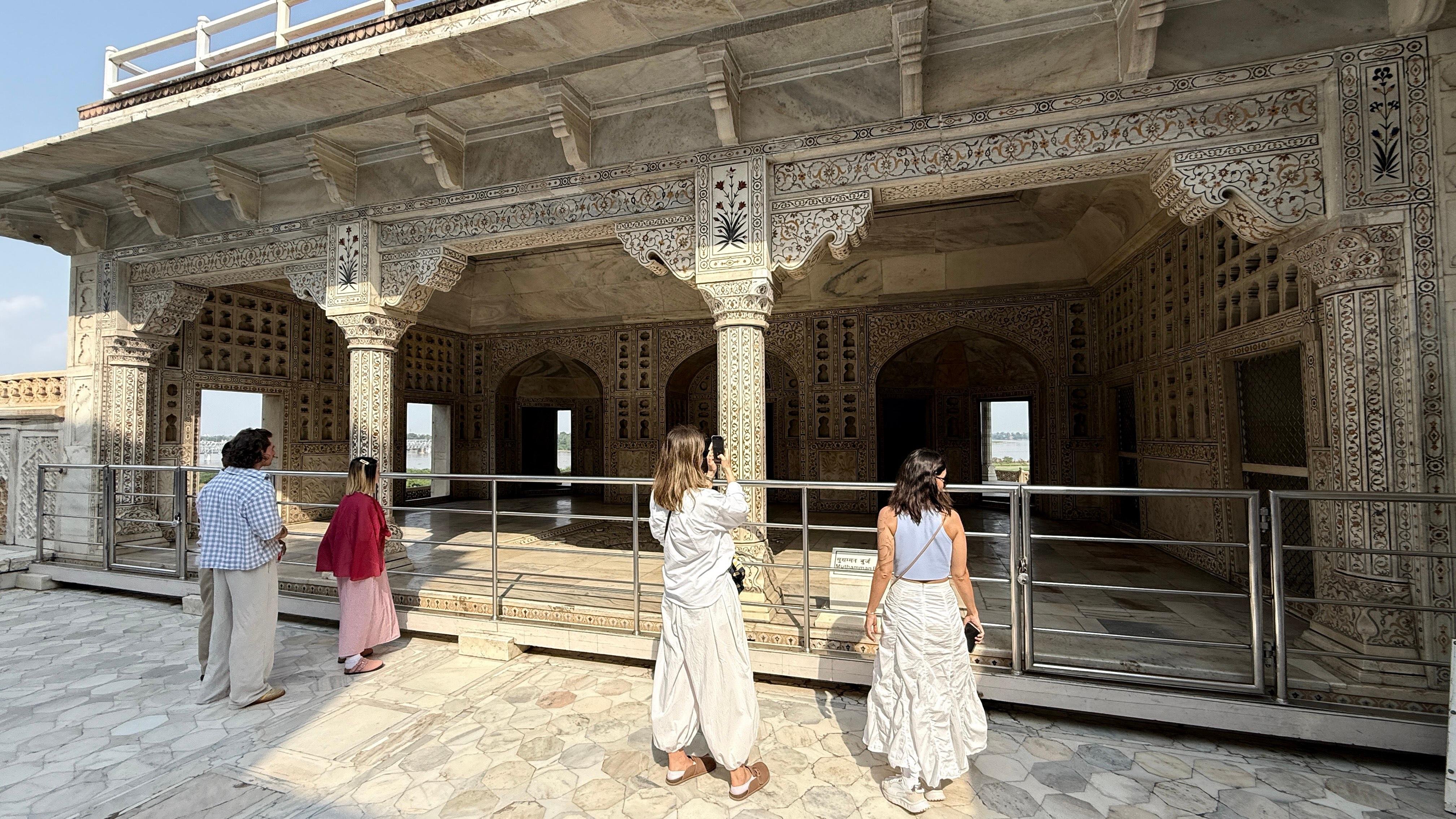 Delhi to Taj Mahal Sunrise & Agra Private Day Tour