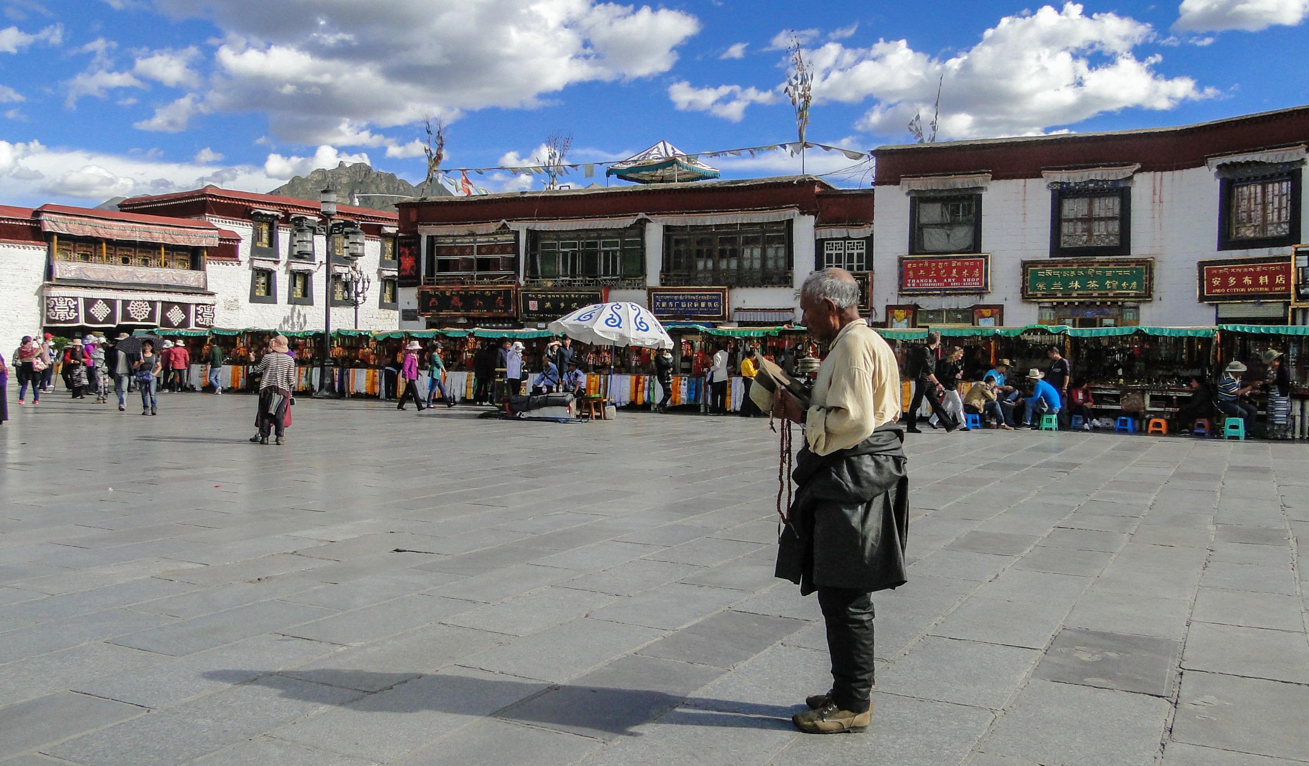 8-Day Lhasa Overland Expedition from Kathmandu