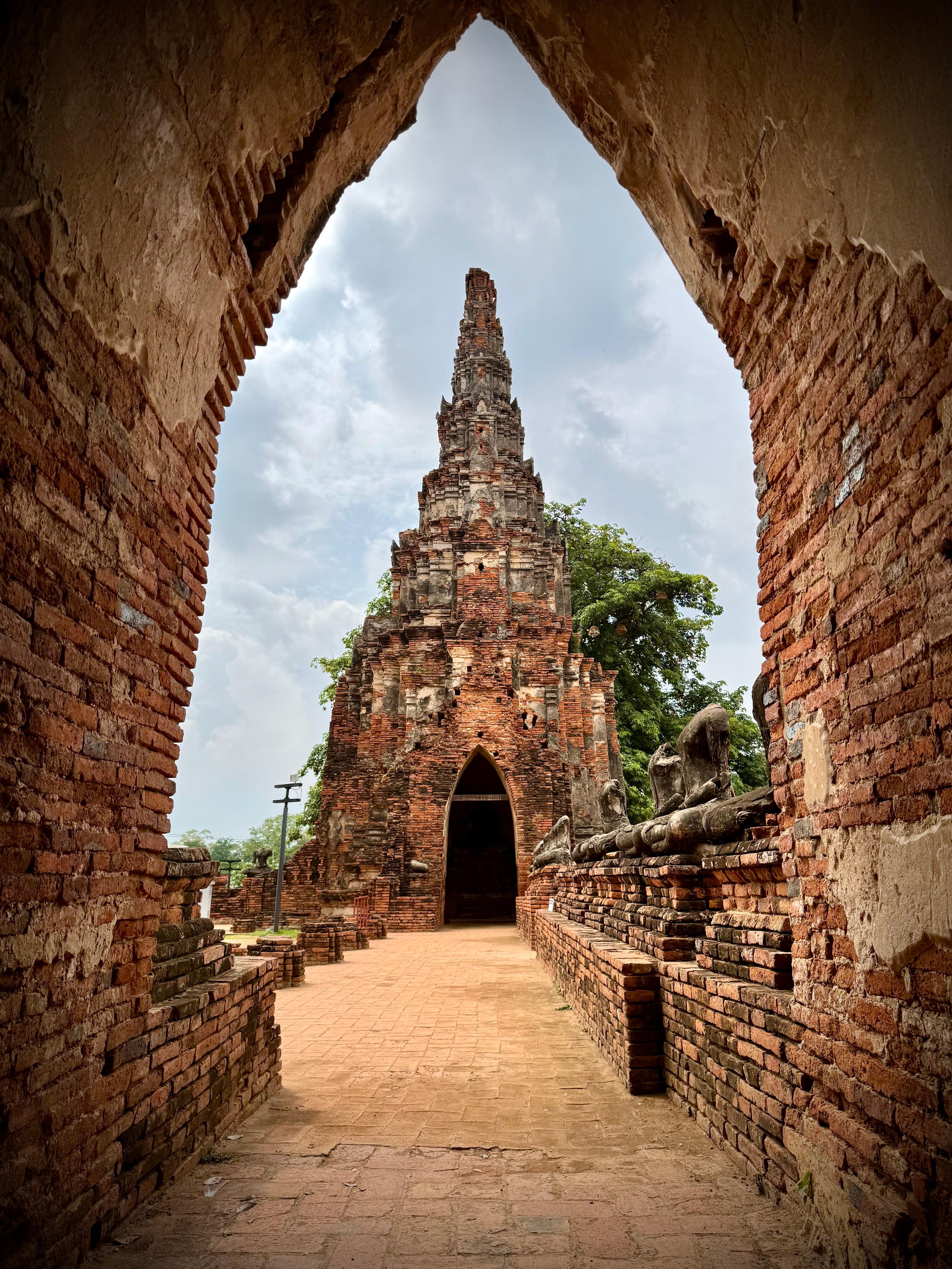 Bangkok to Ayutthaya Day Trip with Boat Ride & Temple Tickets