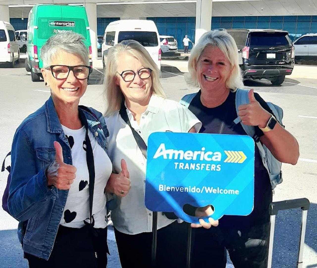 Cancun Private Luxury Airport Transfer (One-Way or Roundtrip)