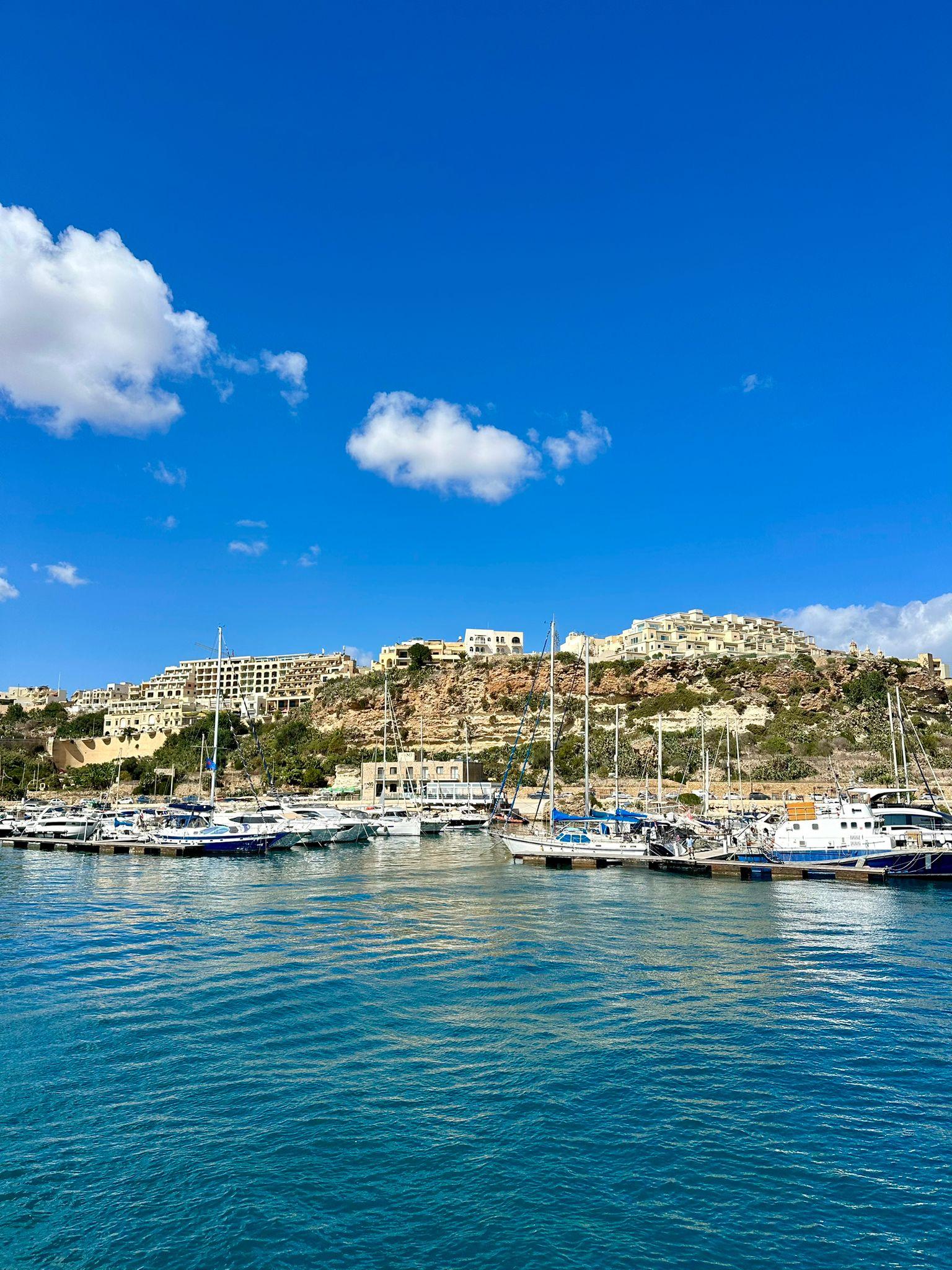Full-Day Comino Blue Lagoon, Gozo, and Sea Caves Boat Cruise