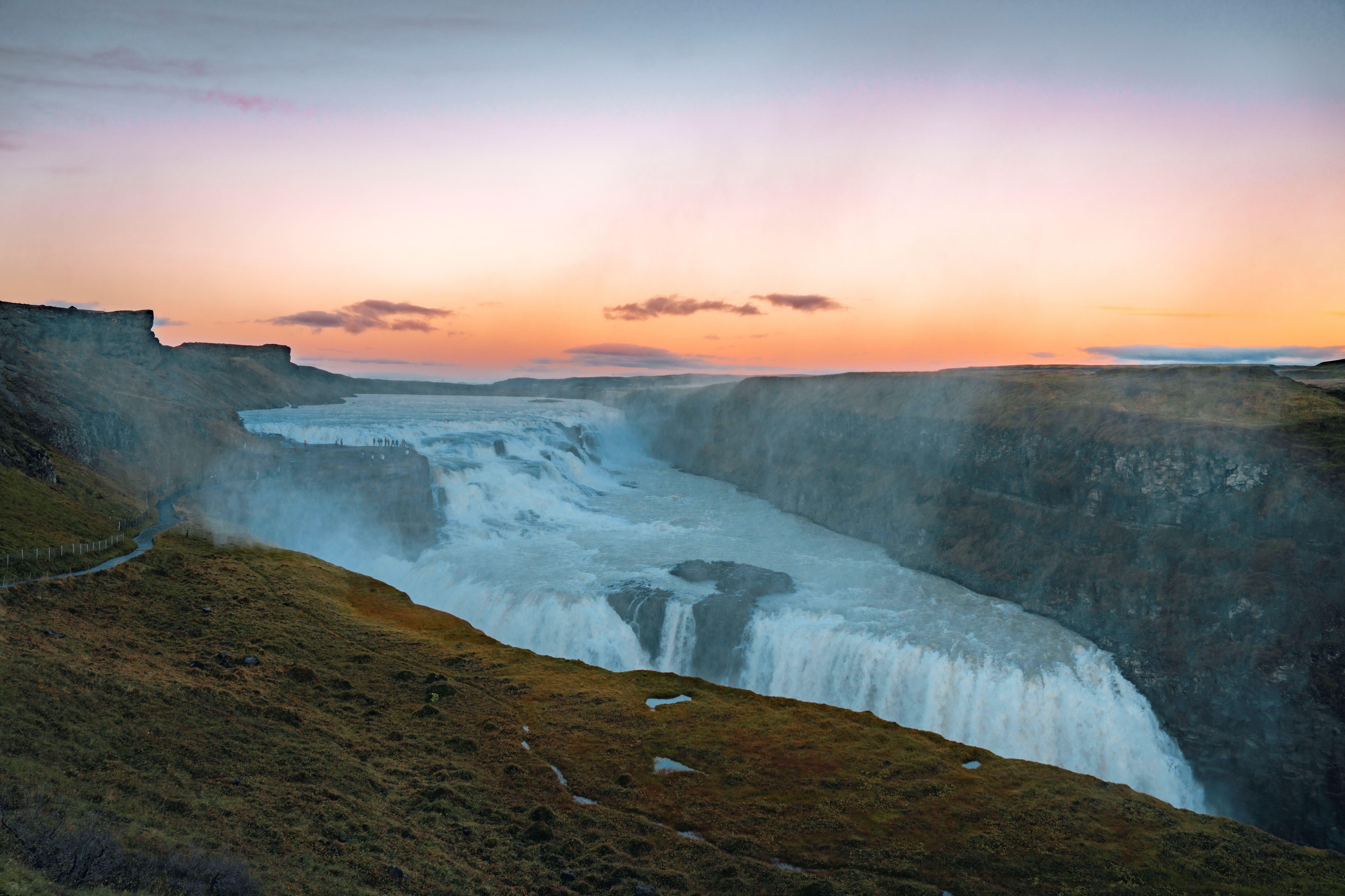 Iceland Golden Circle & Langjökull Glacier Snowmobile Super Jeep Tour