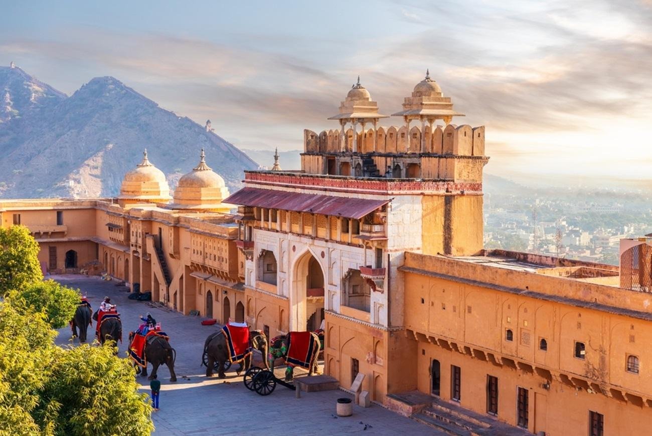 Private Full-Day Jaipur Heritage Expedition from Delhi