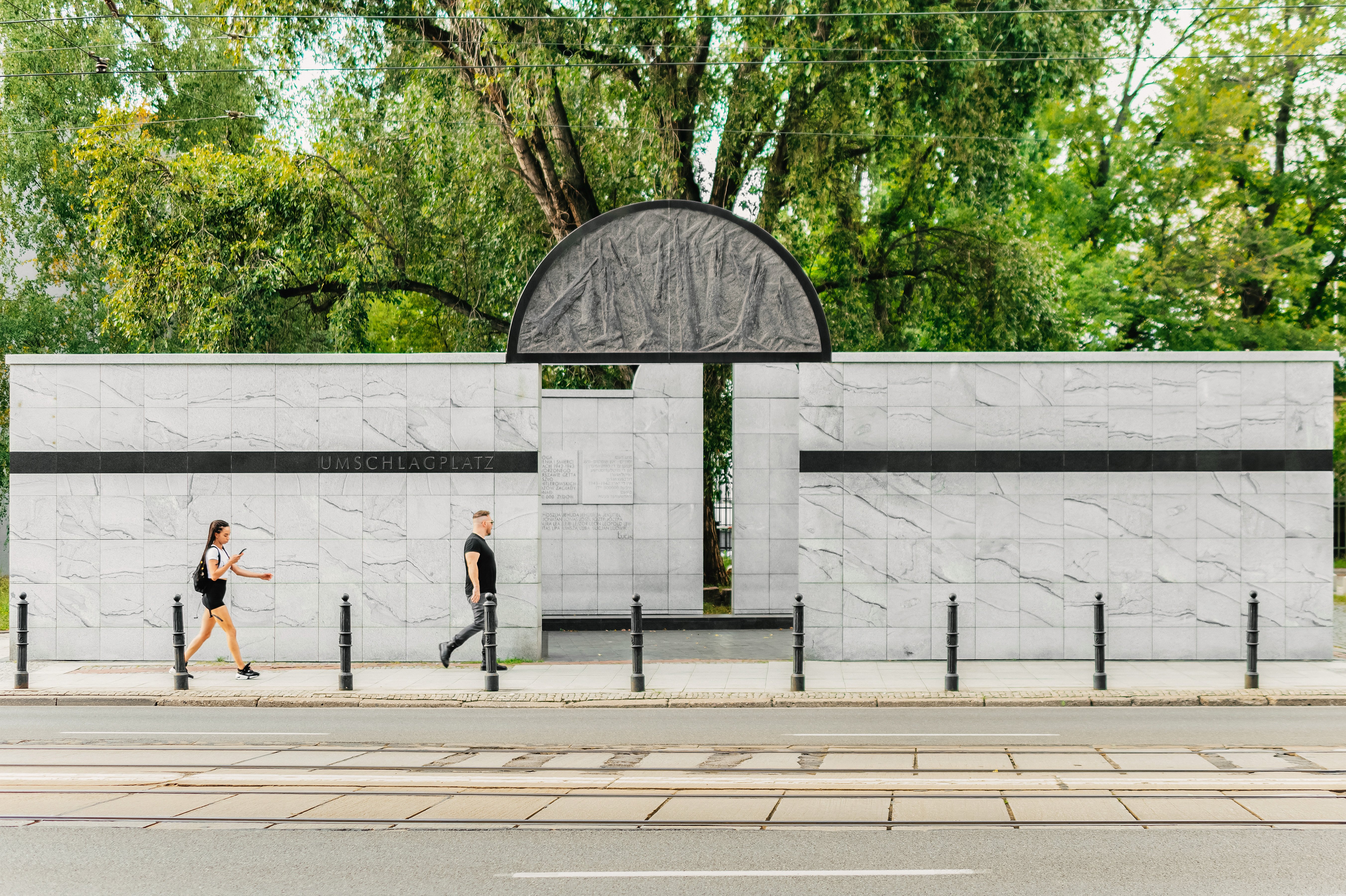 walking tour in Warsaw — photo 17