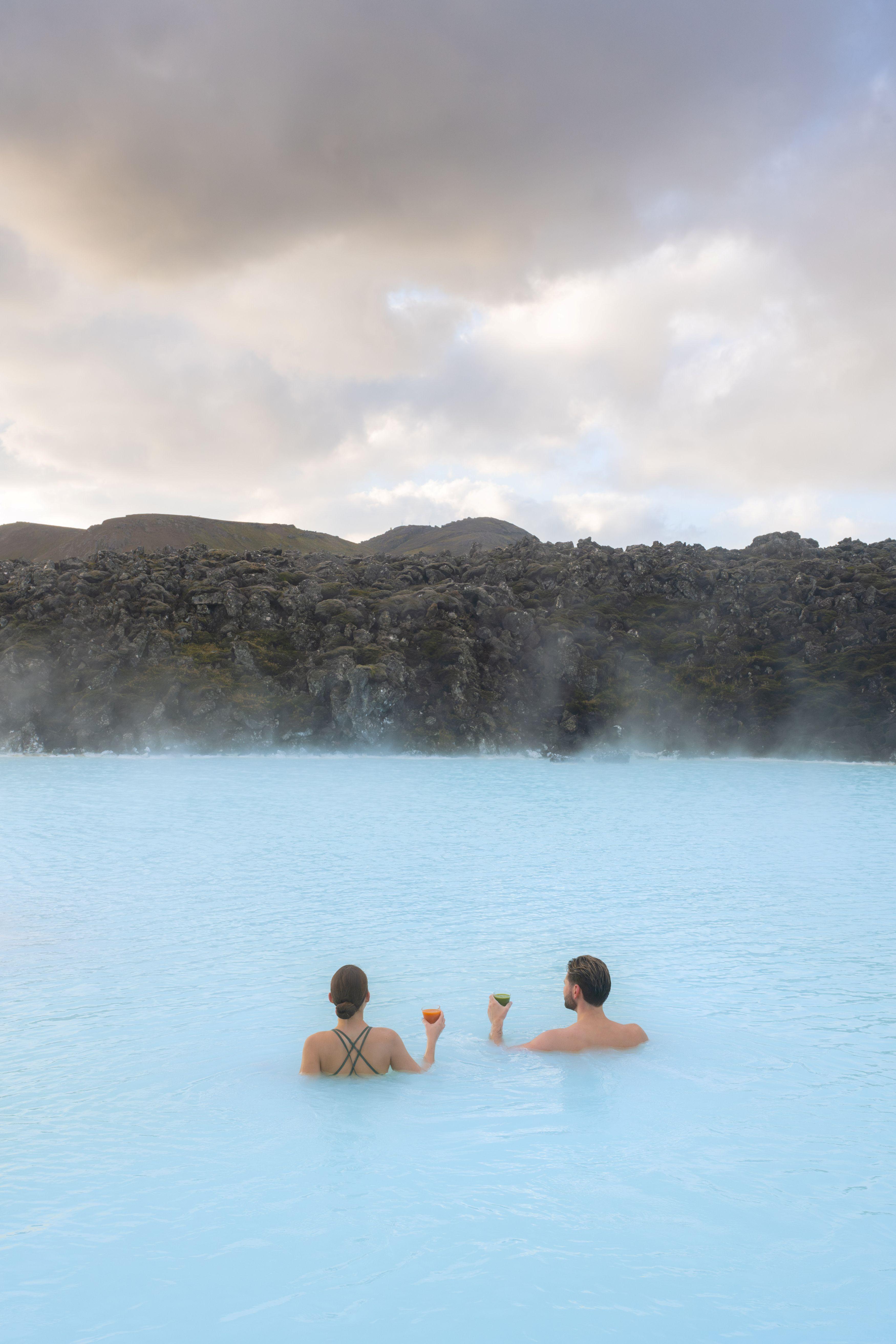 Blue Lagoon Premium Package: Reykjavík Transfers & Full Access