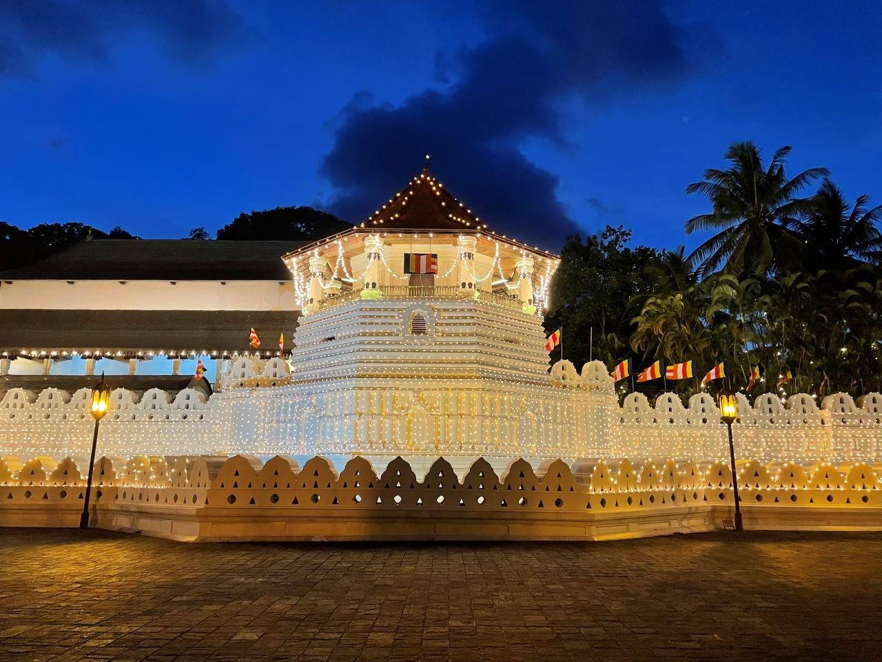5-Day Private Sri Lanka Journey: Highlands, Wildlife & Ocean