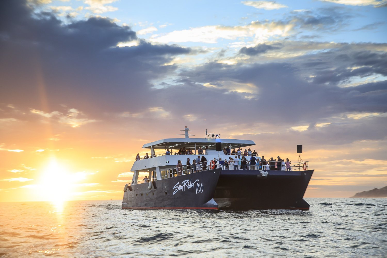 Cabo San Lucas Sunset Dinner Cruise aboard SunRider100