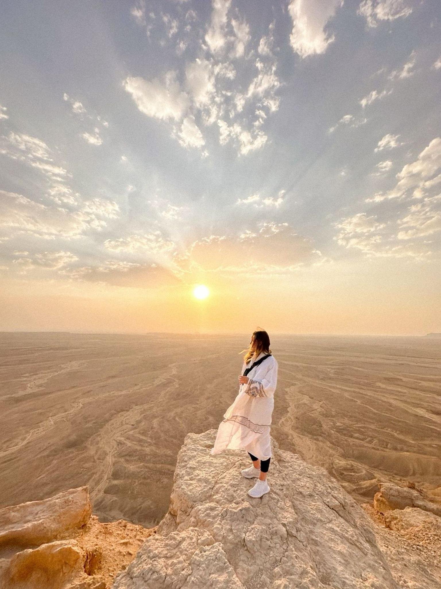 Edge of the World 4x4 Desert Expedition & Stargazing