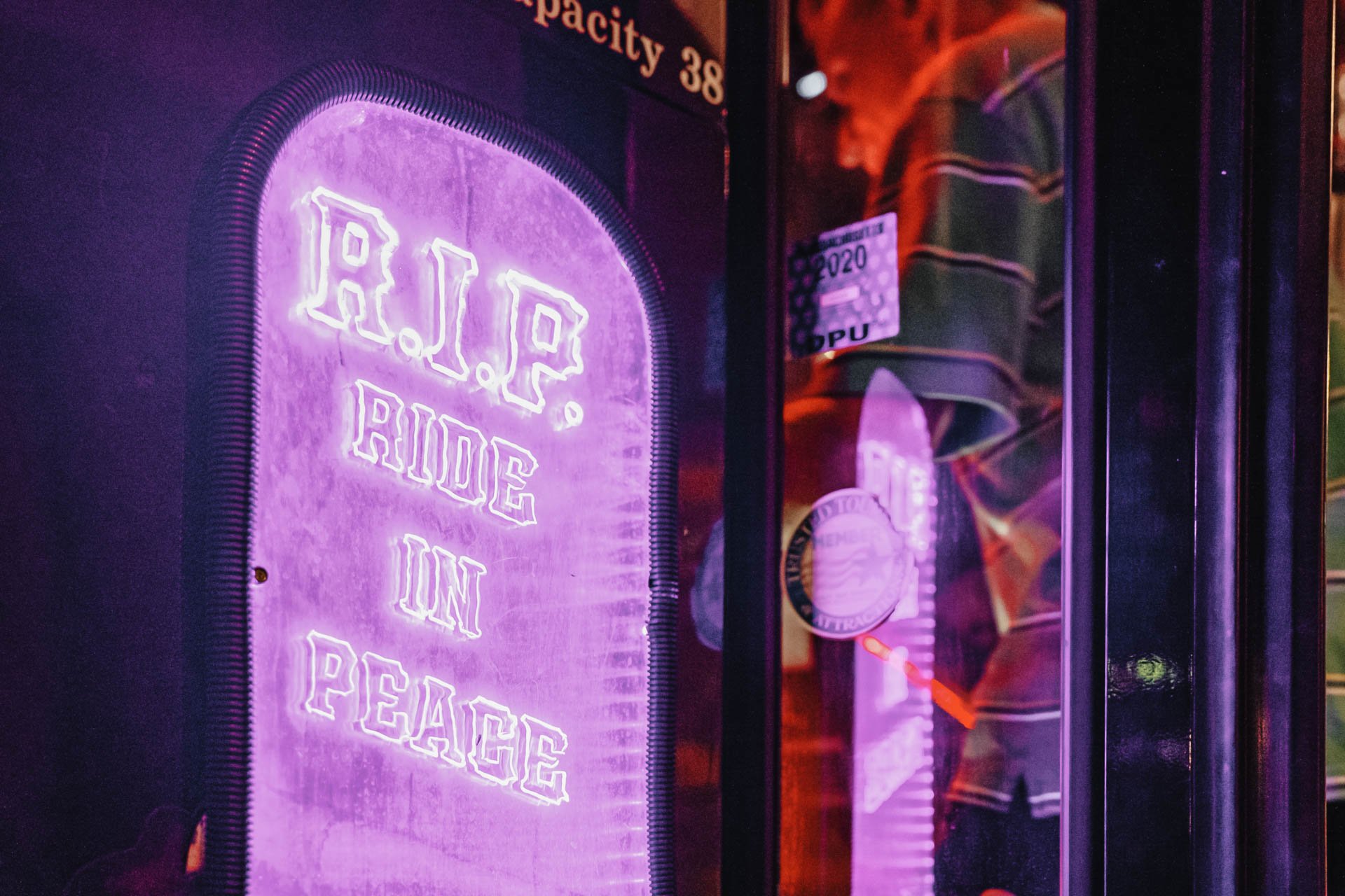 Boston ghost tour — haunted burial grounds and eerie colonial graveyards, Boston Massachusetts — photo 13