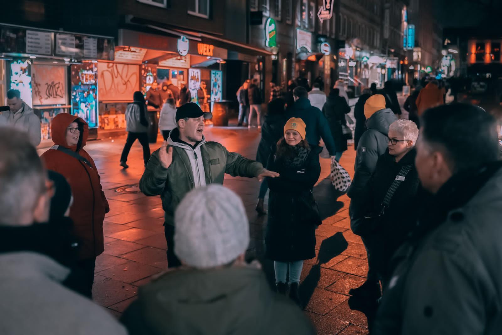 Hamburg: Reeperbahn-Tour mit Daniel Schmidt aus dem Elbschlosskeller