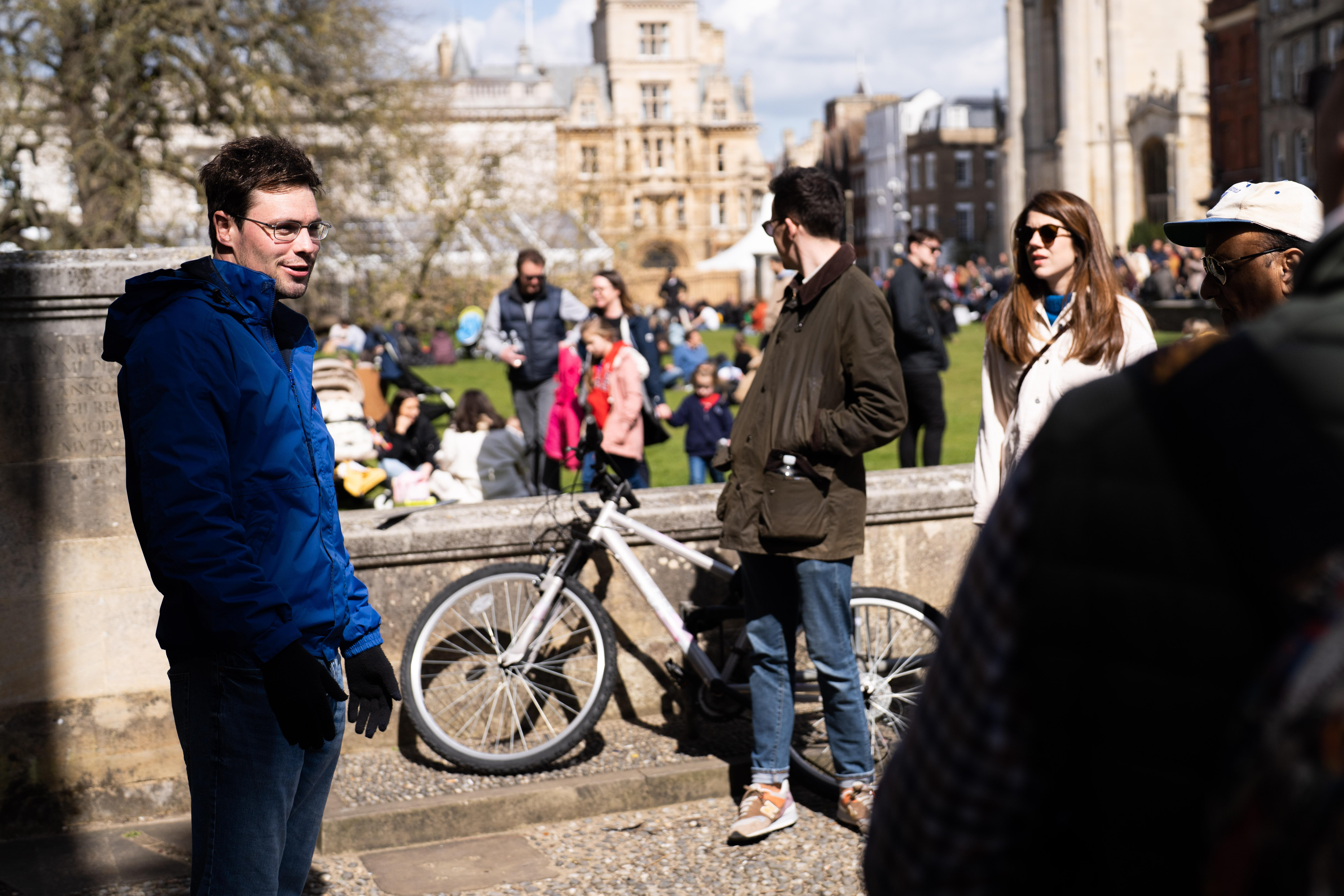 Cambridge walk and punt tour — image 20