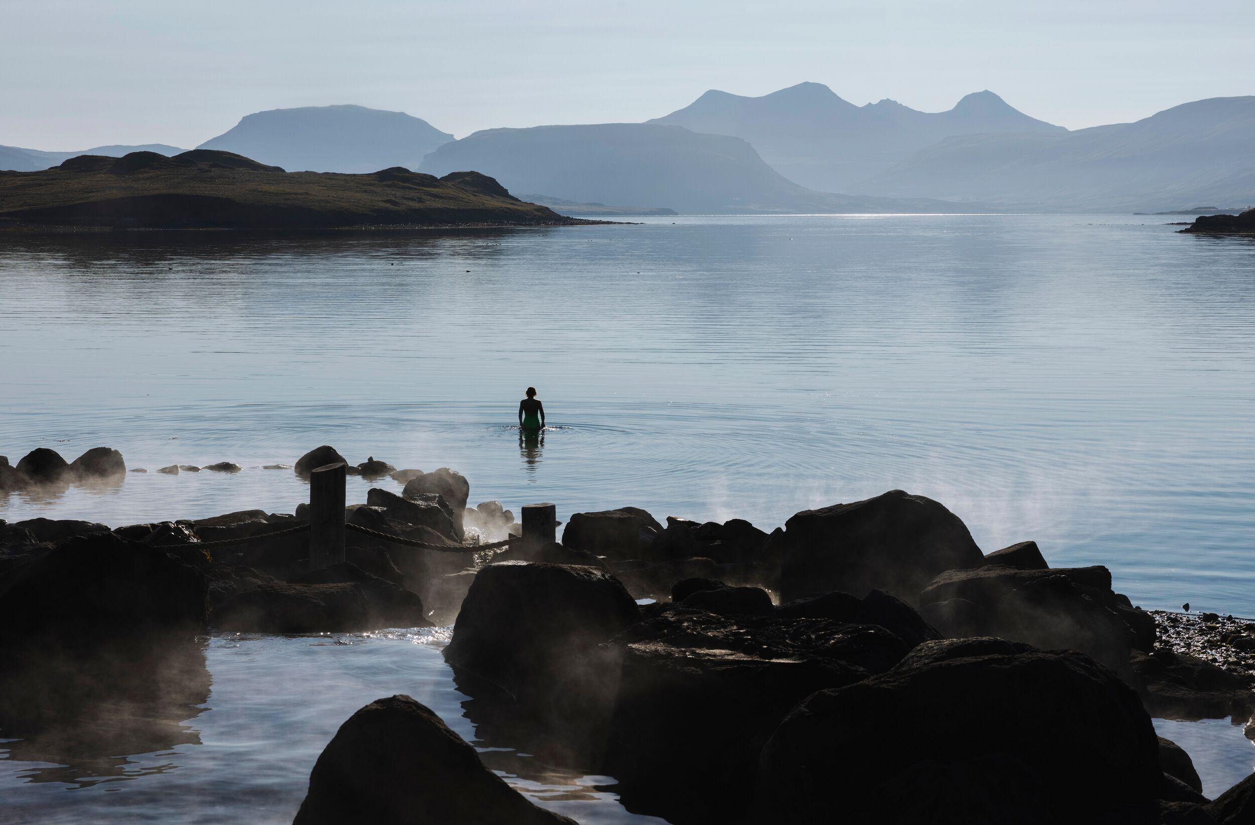 From Reykjavik: Hvammsvík Hot Springs Experience