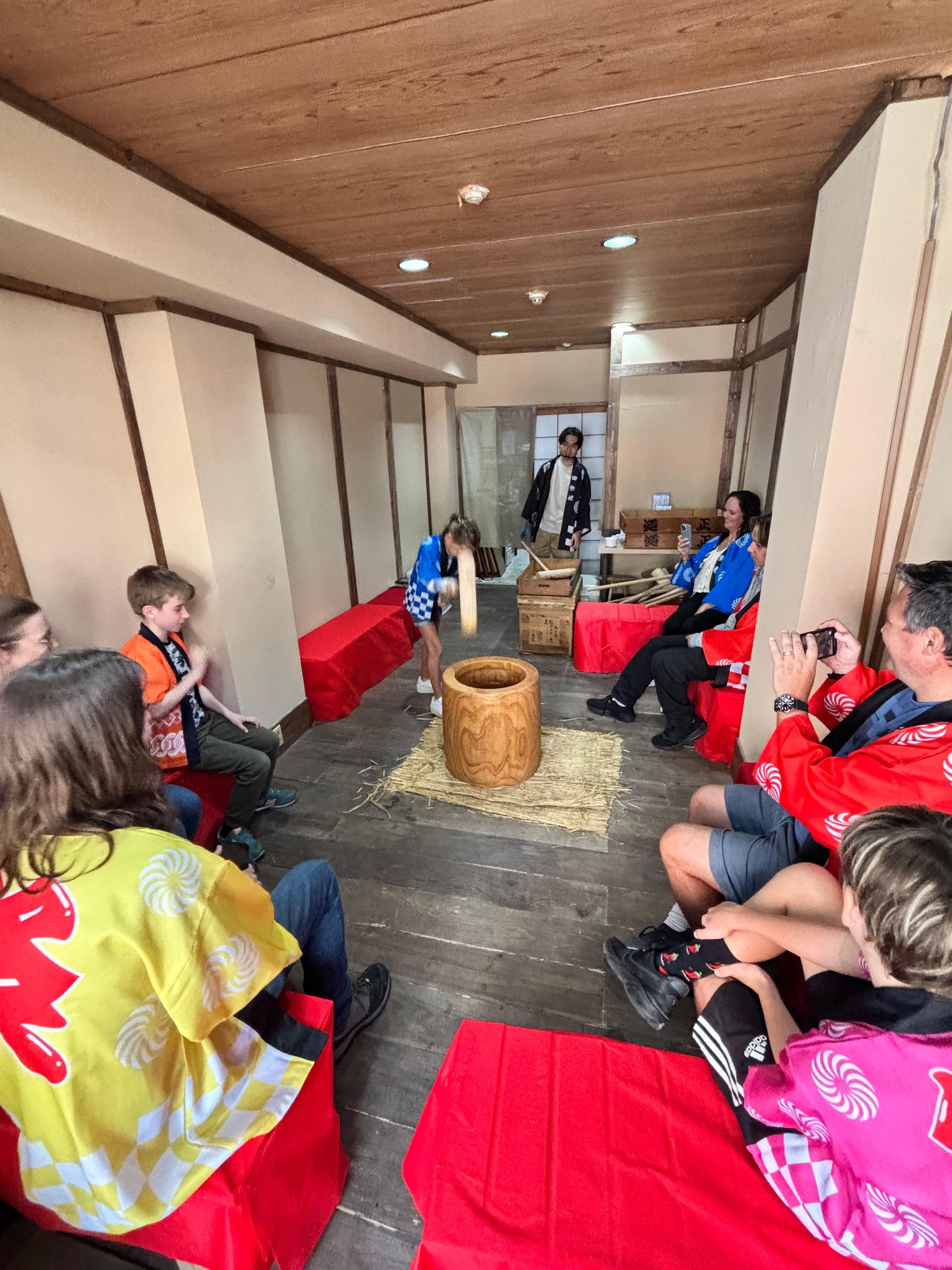 Osaka Traditional Mochi Pounding Workshop & Tasting