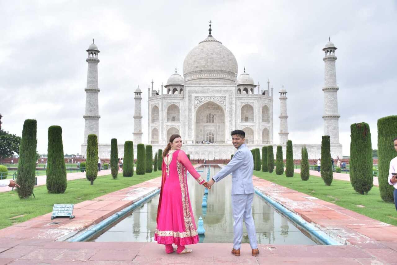 Delhi to Taj Mahal Sunrise Photography Tour with Licensed Guide