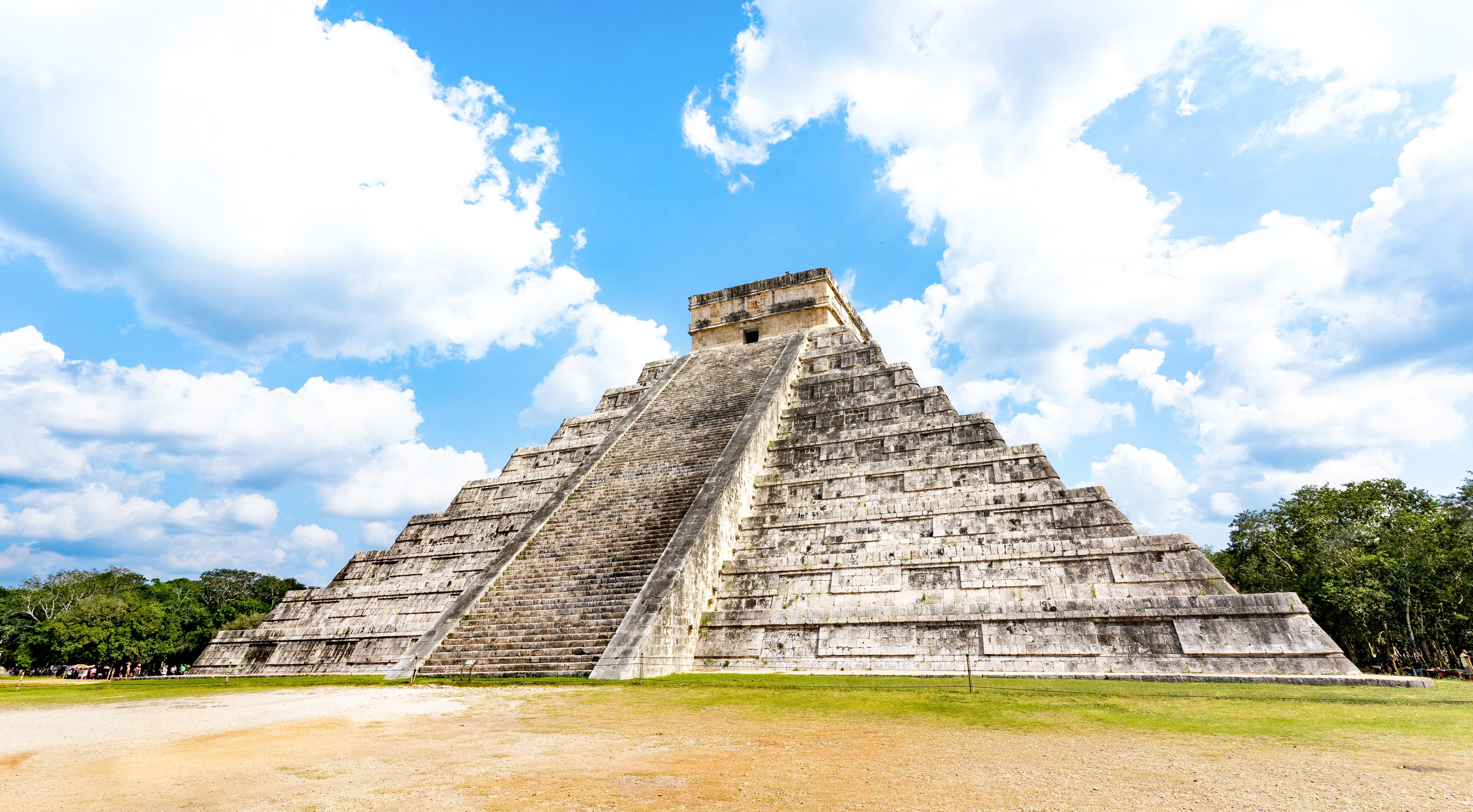Chichen Itza Early Access Guided Expedition