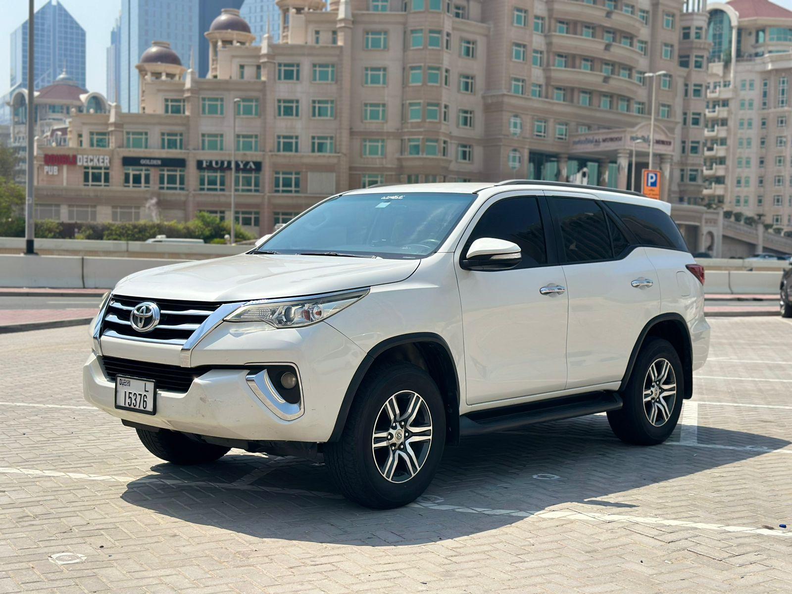 Dubai & Abu Dhabi Private Chauffeur Service