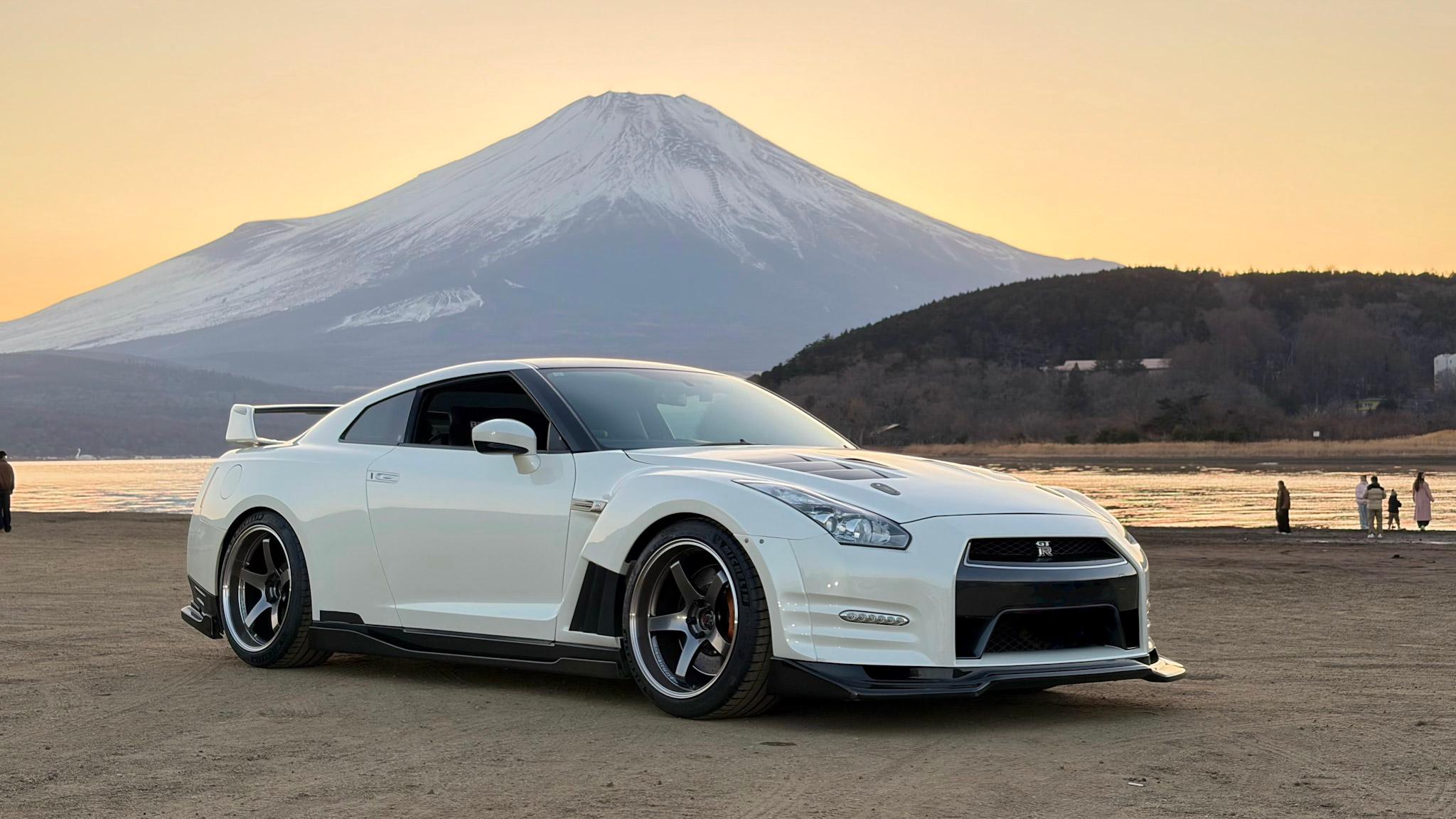 Daikoku & Tokyo private JDM Tour in R34 or TopSecret R35GT-R