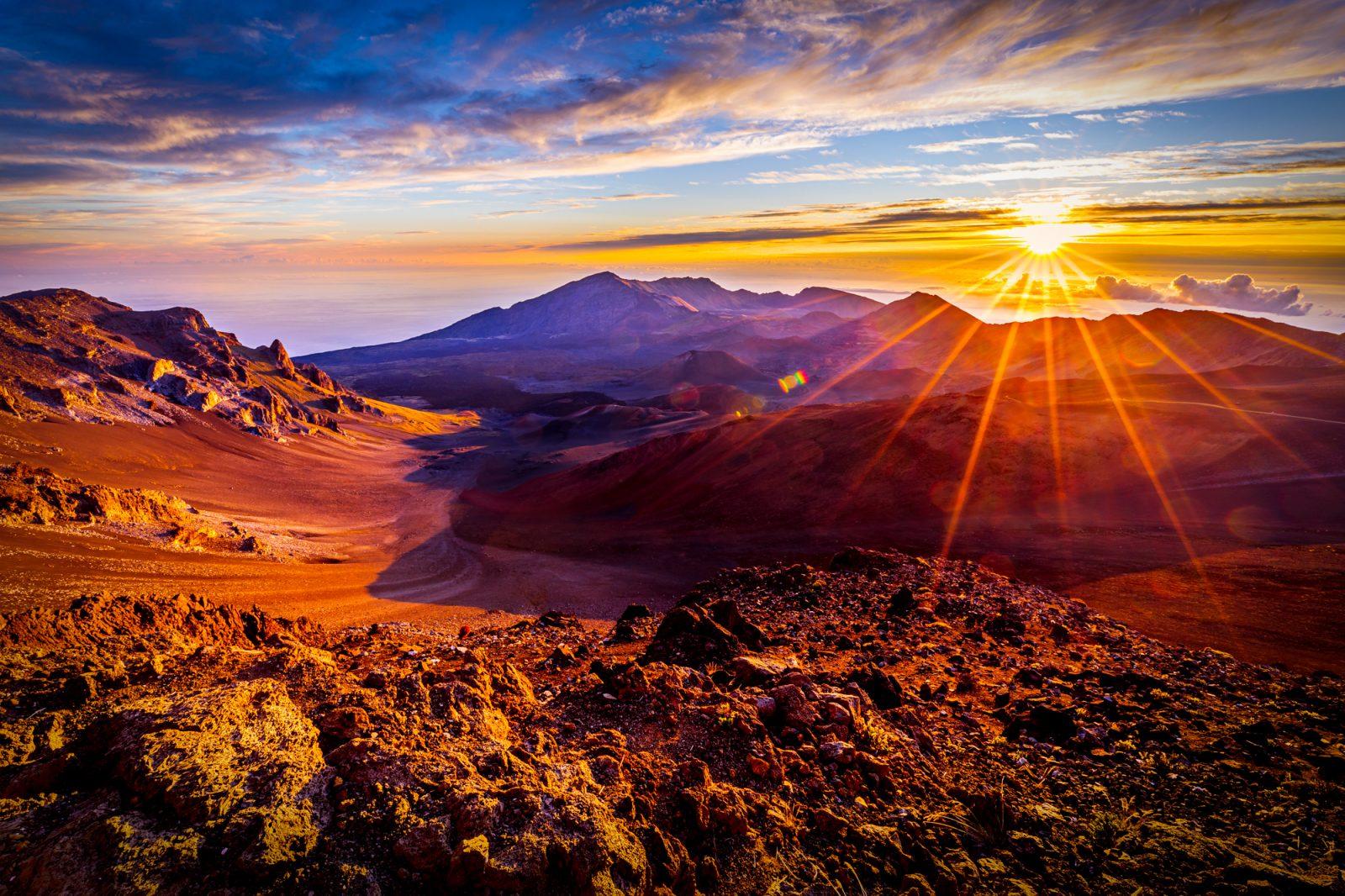 Haleakala Sunrise Eco Tour with Breakfast