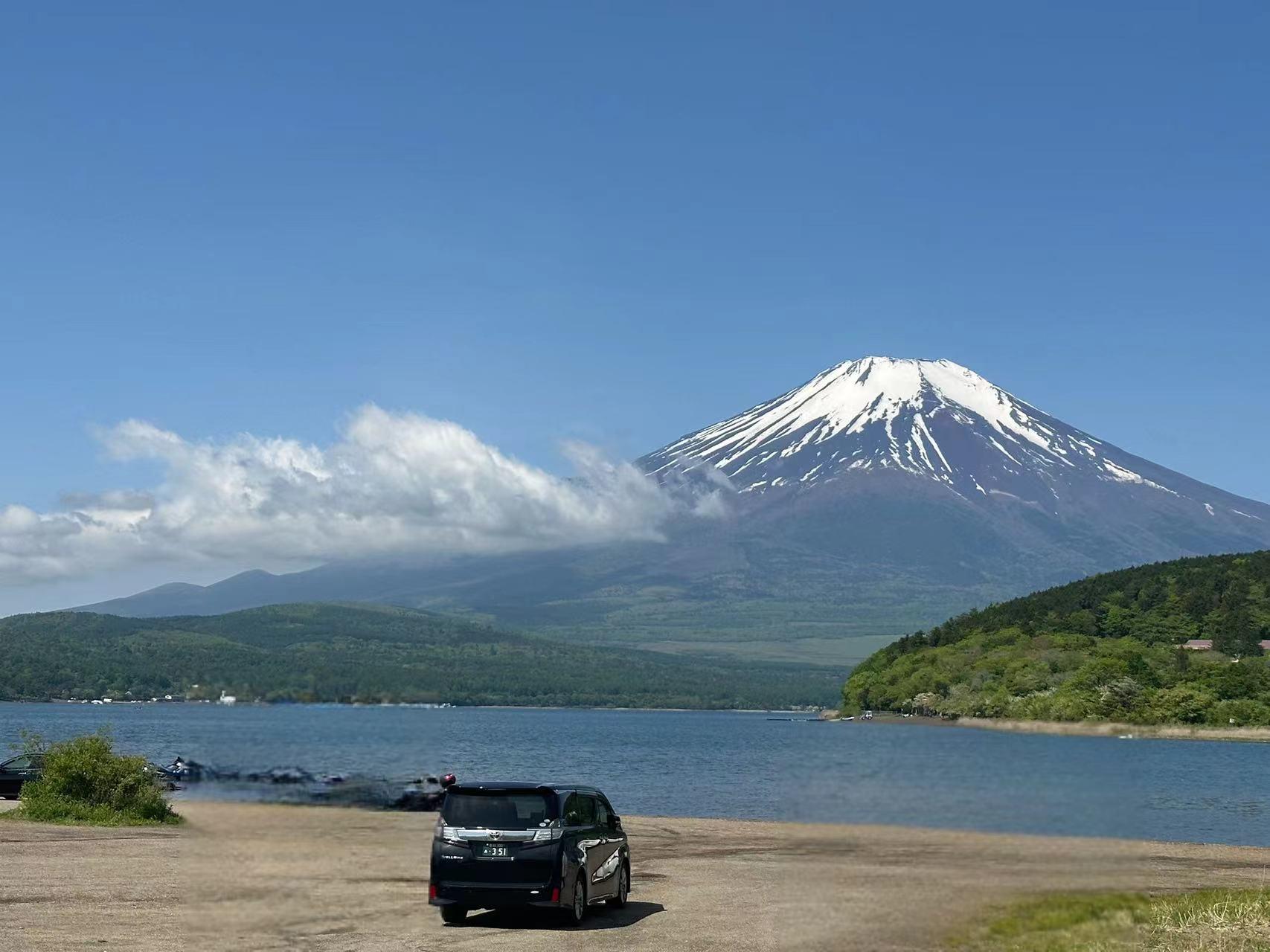 Tokyo Private Airport Transfer: Narita (NRT) ↔ City Centre (1–9 Passengers)