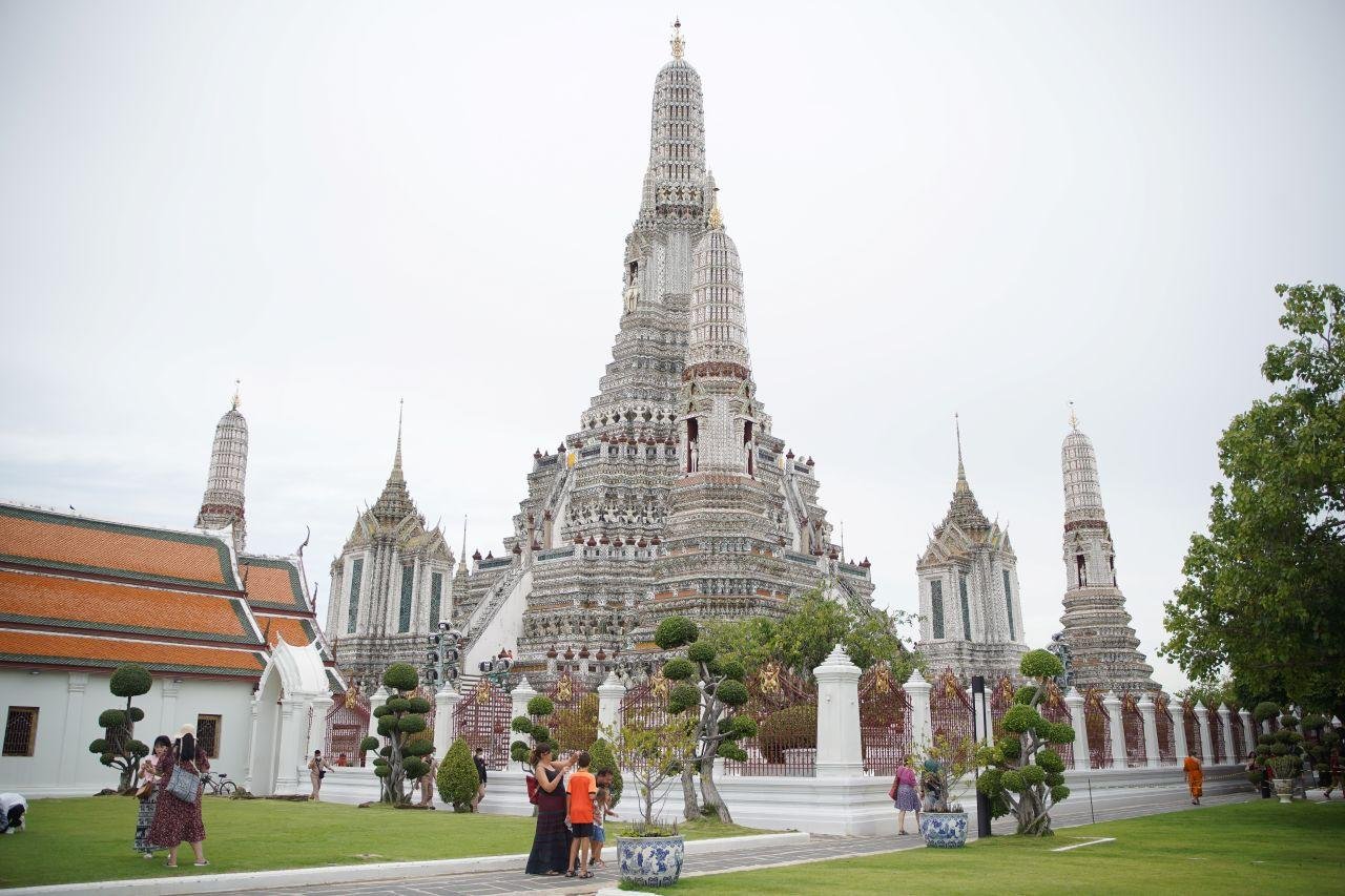 Bangkok Essential Icons: Grand Palace, Temples & Canal Cruise