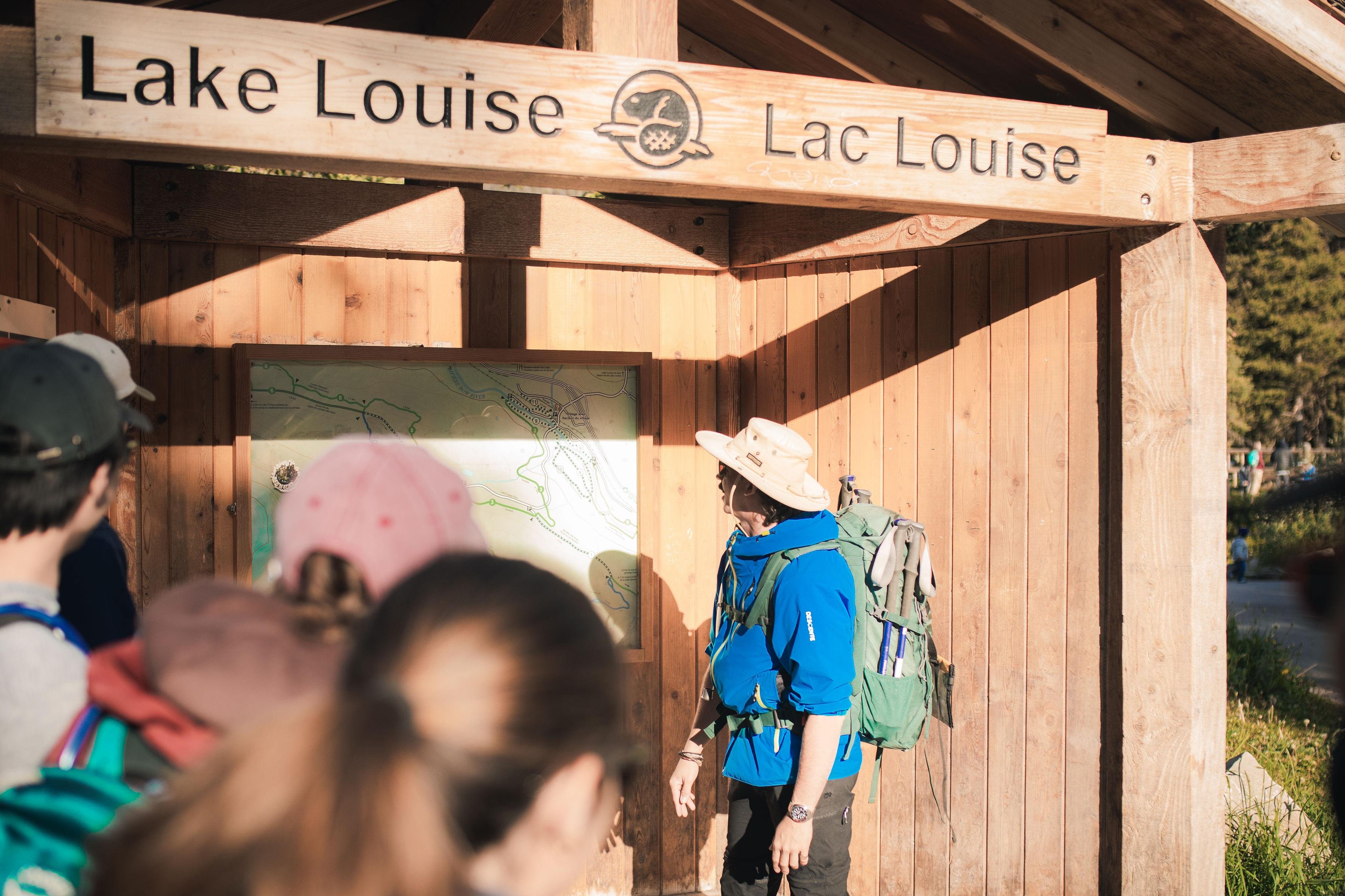From Banff: Lake Louise and Moraine Lake Sightseeing Tour