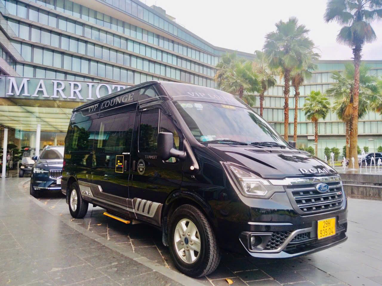 Hanoi to Ninh Binh Luxury Limousine Transfer
