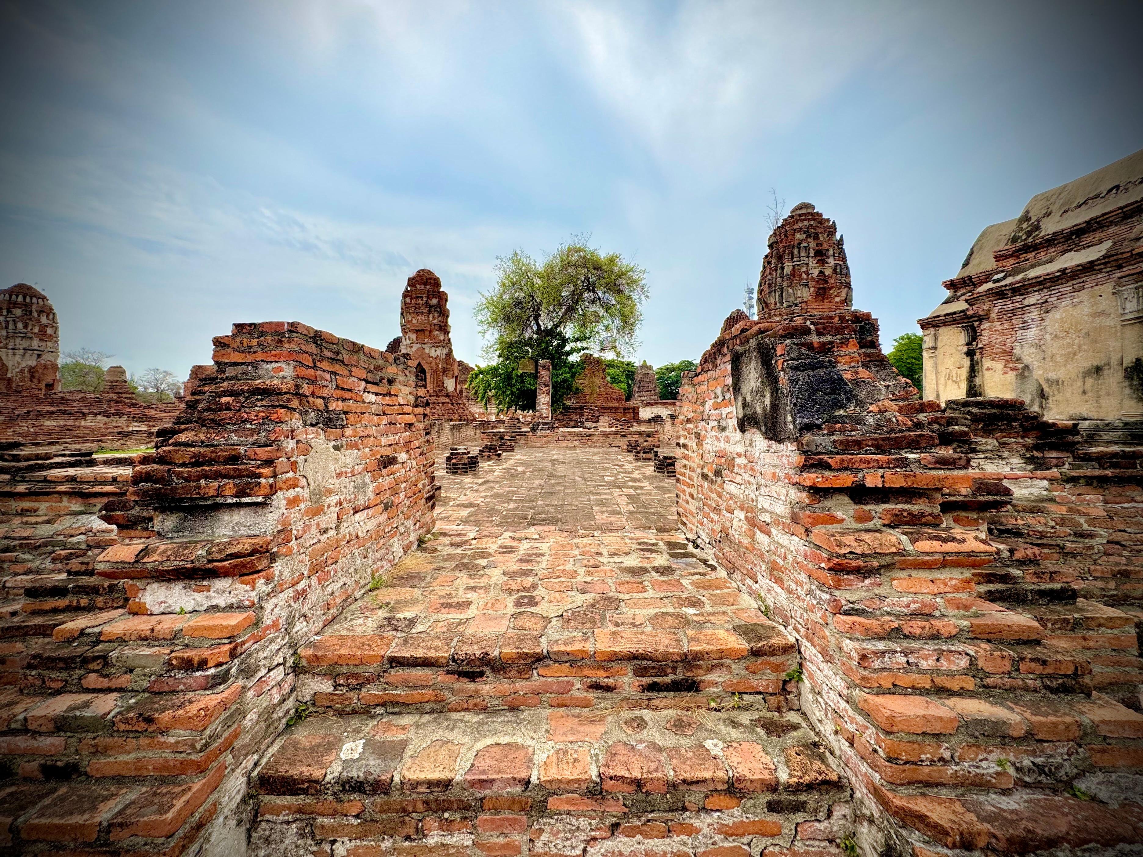 Bangkok to Ayutthaya Day Trip with Boat Ride & Temple Tickets