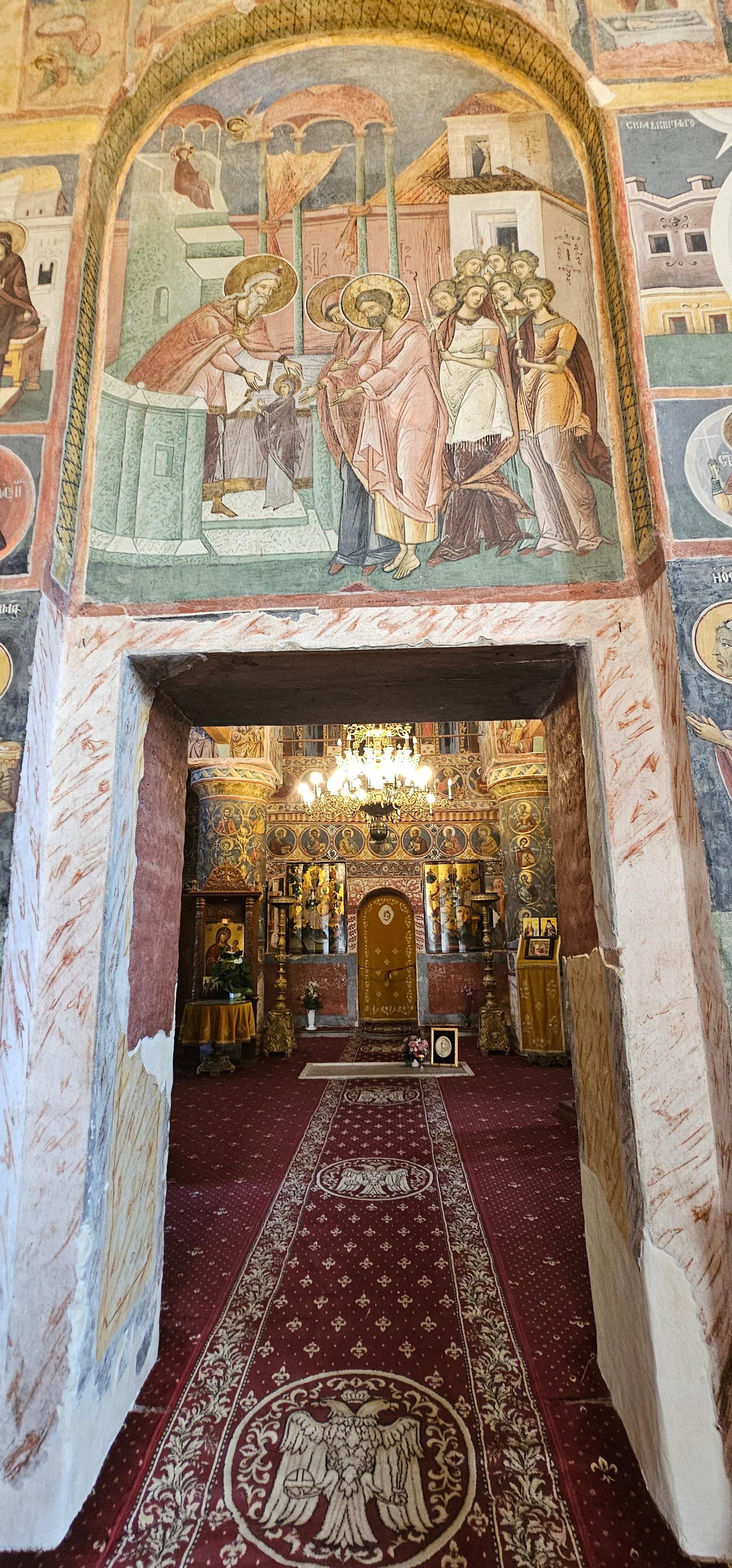 Bucharest: Slanic Salt Mine & Dracula’s Tomb Premium Day Tour