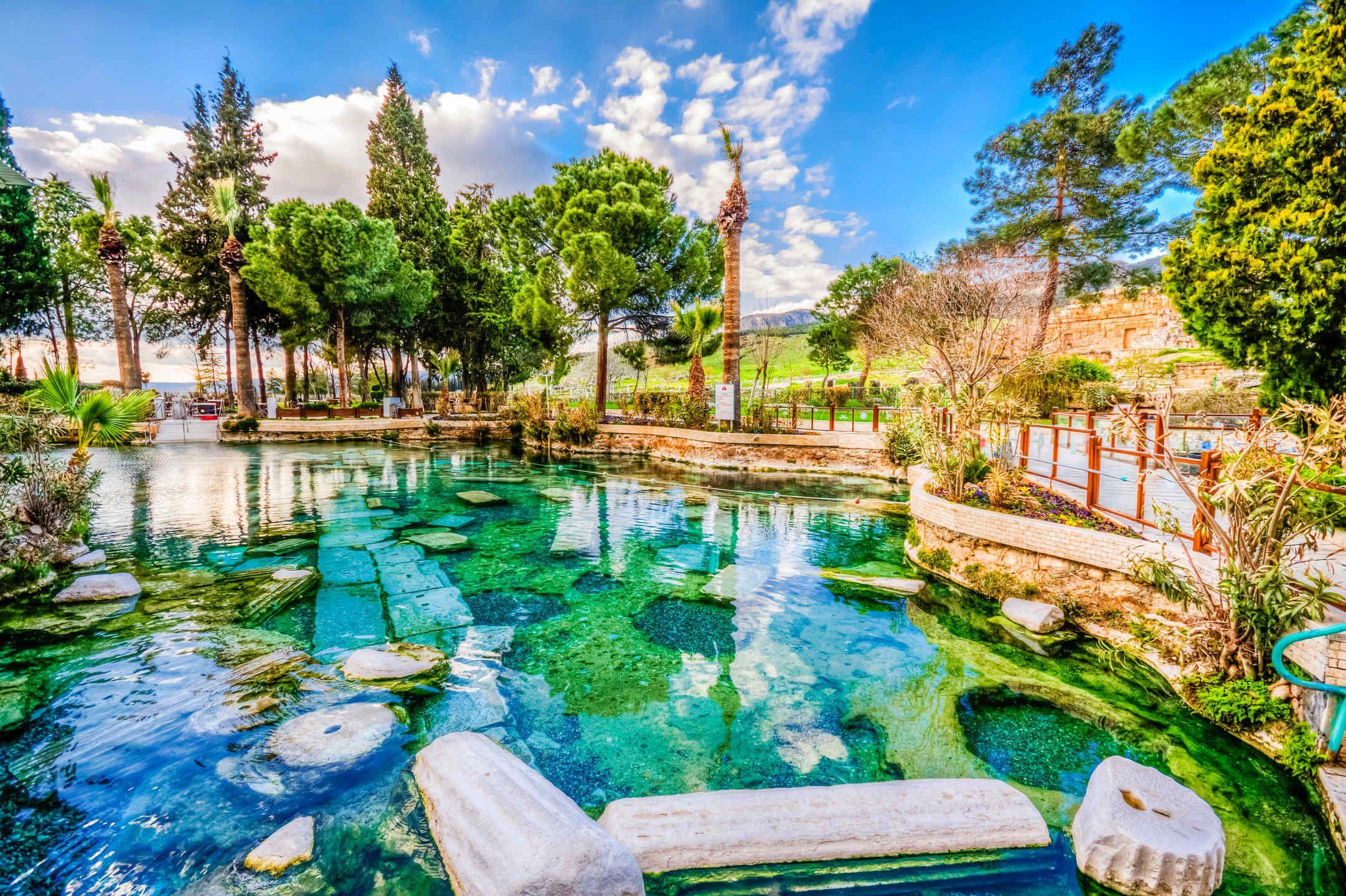 Pamukkale & Hierapolis Full-Day Excursion from Marmaris/İçmeler