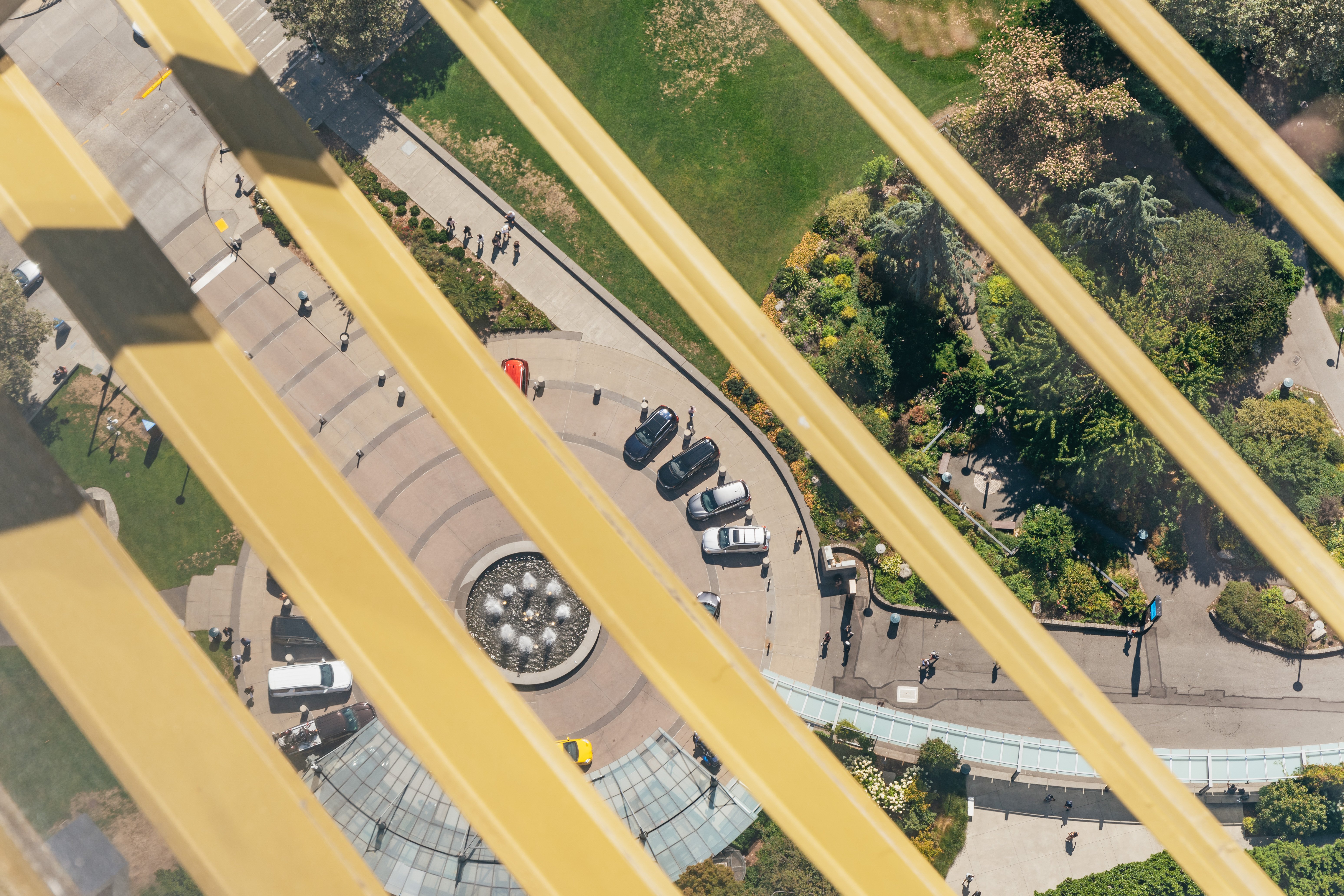 Space Needle Seattle — observation deck, glass floor, and Chihuly Garden and Glass — image 9