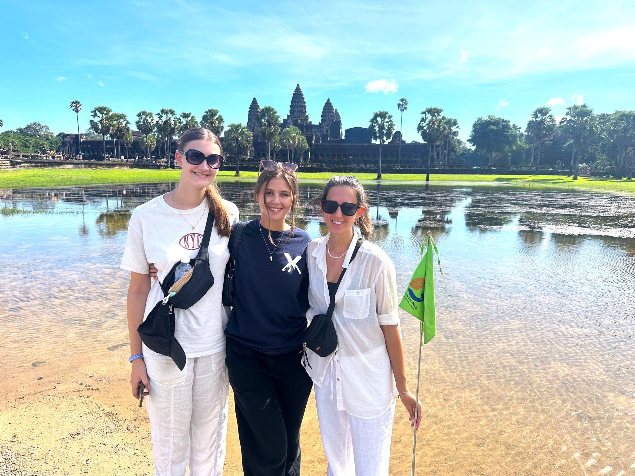 Angkor Wat Private Sunrise Tour with Champagne Breakfast