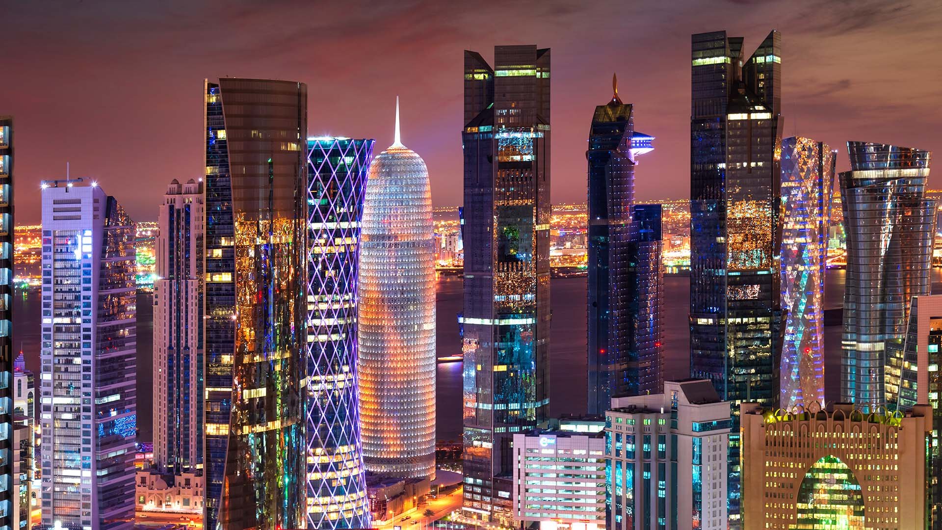 Doha Evening Highlights: Souq Waqif, Katara & The Pearl