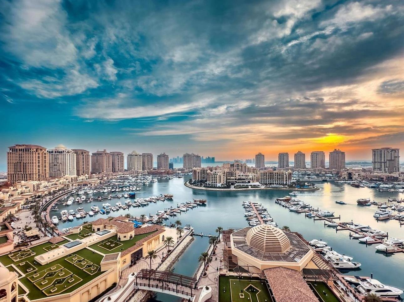 Doha Private City Highlights Tour with 4x4 Transfers