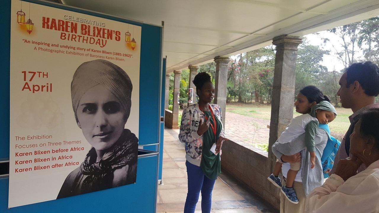 Nairobi Karen Blixen Museum & Giraffe Centre Half-Day Tour