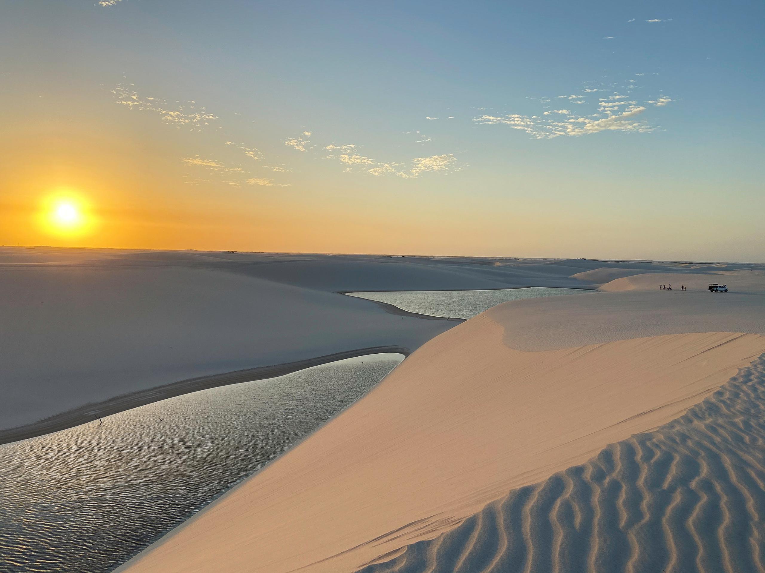 Delta Sunrise Speedboat & Breakfast